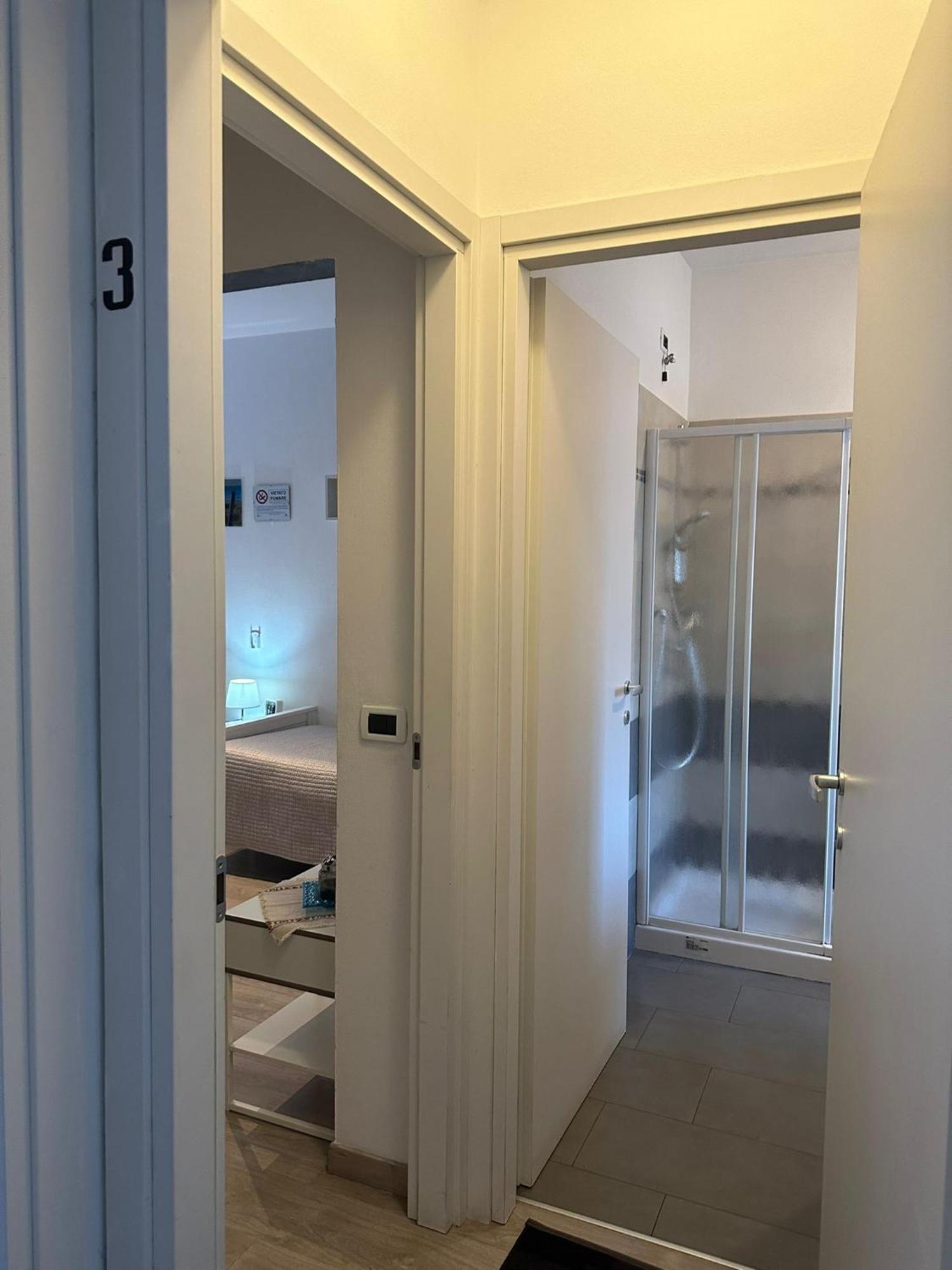 Deluxe Double Room Private Bathroom