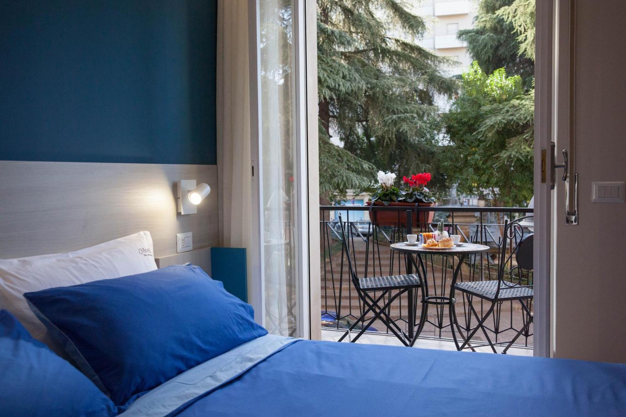 Camera Matrimoniale con Balcone
