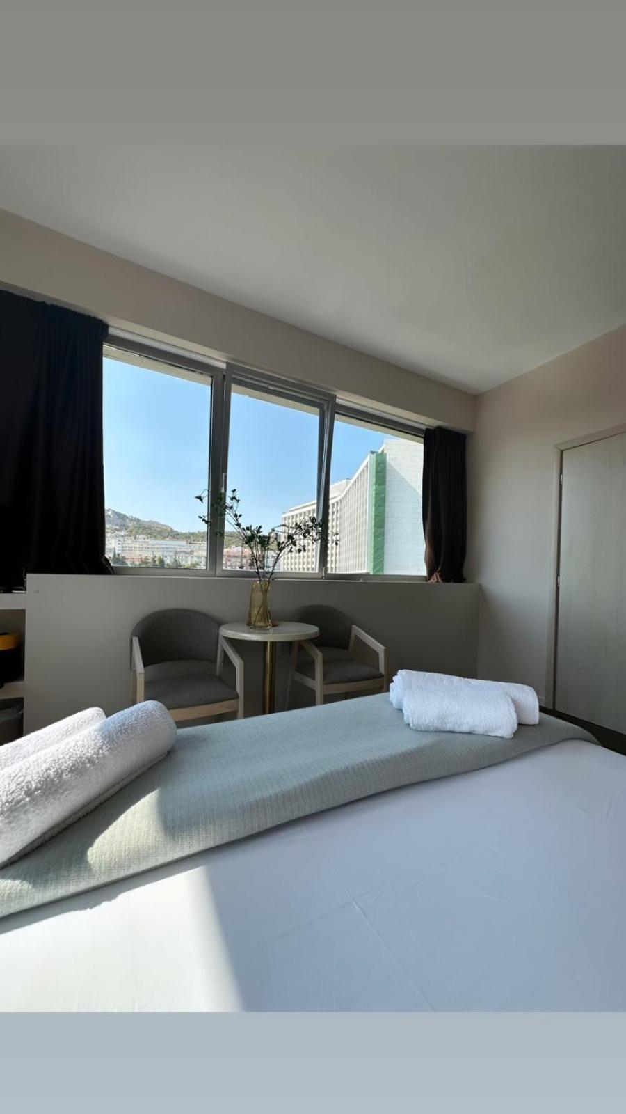 Junior Suite with Mountain View