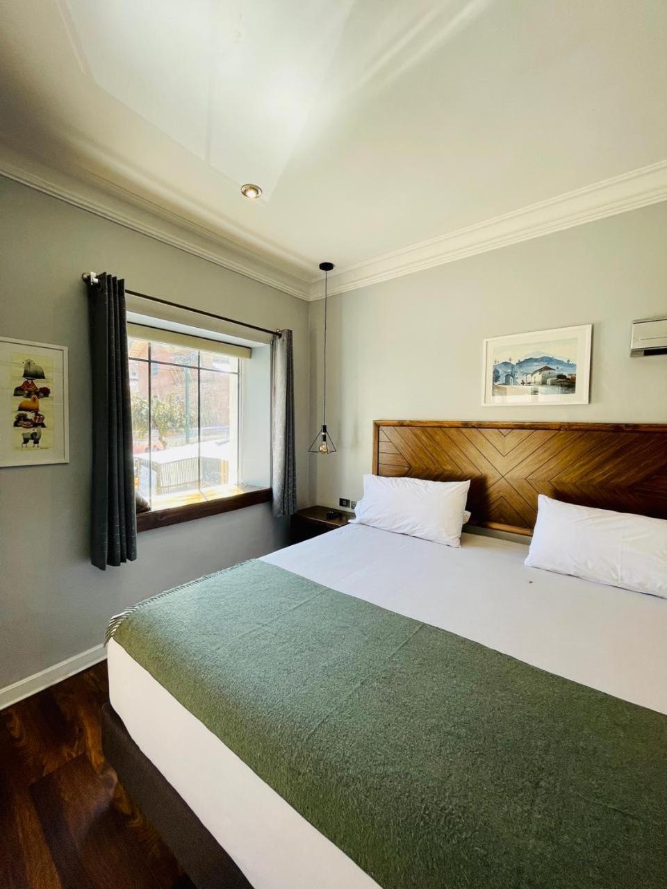 King Room with Mountain View,1552017106:JPEG