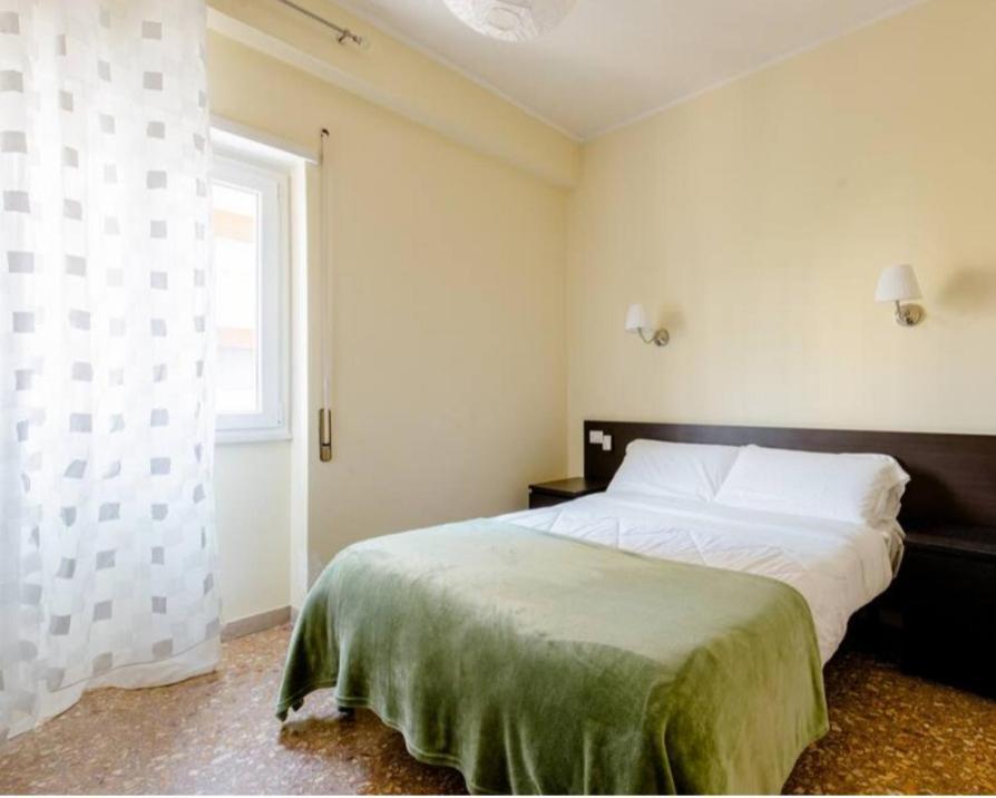 Double Room Private External Bathroom
