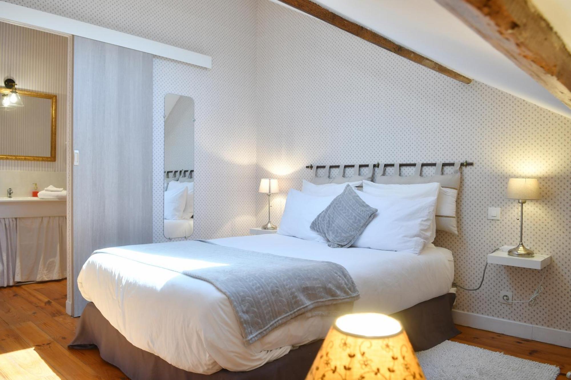 Standard Double Room,1145293729:JPEG