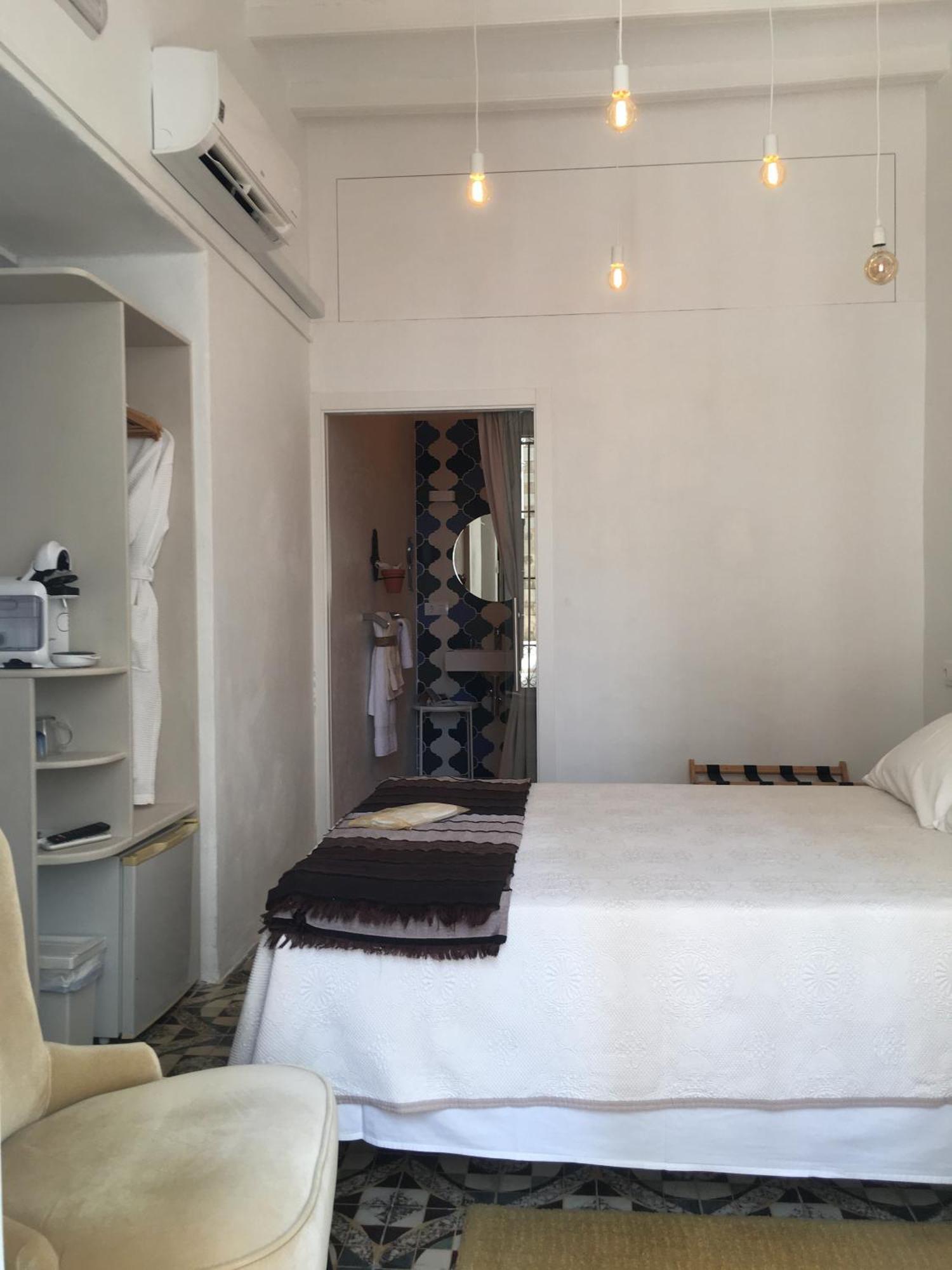 Habitación Doble Pequeña