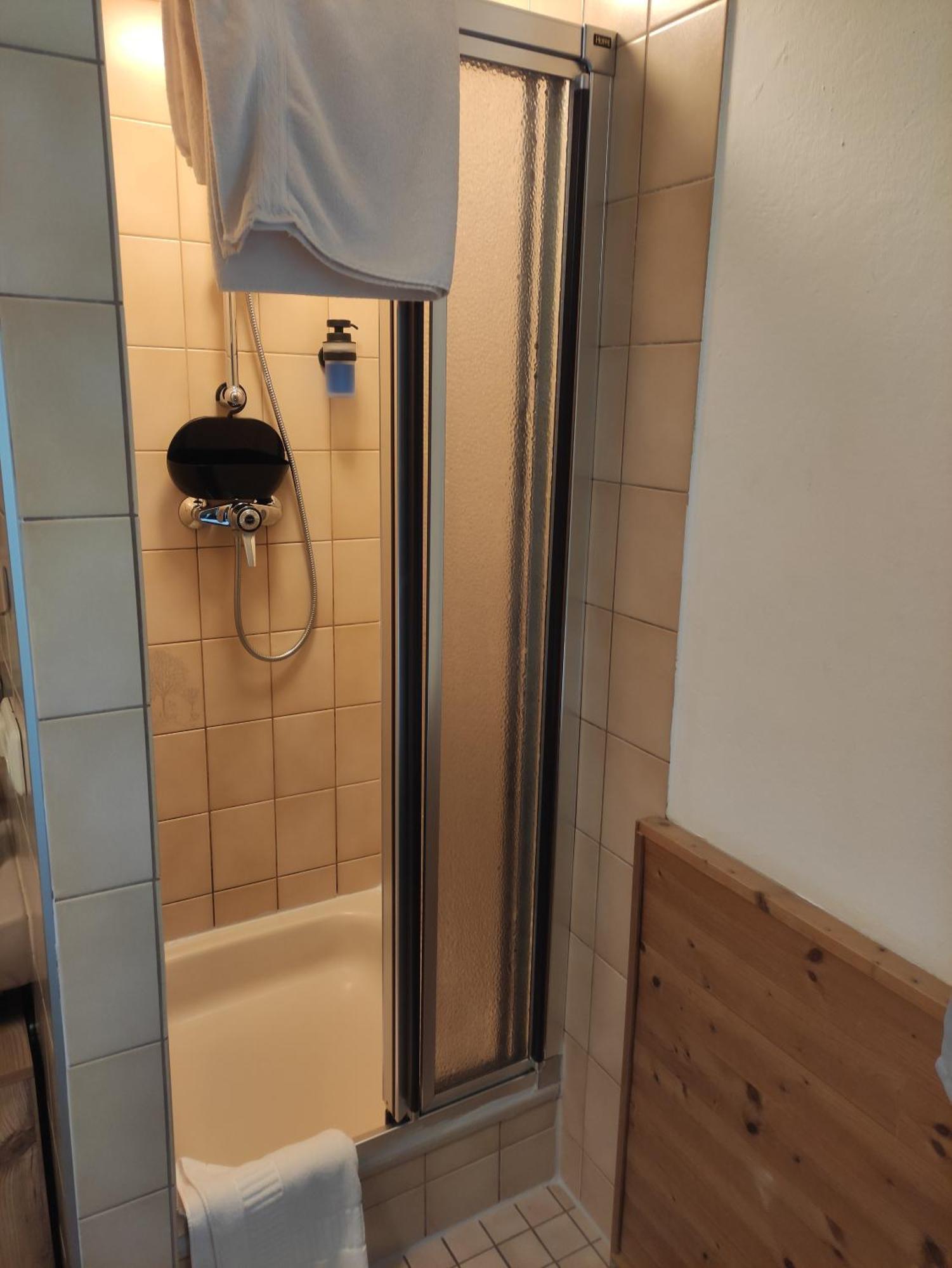 Zimmer mit Queensize-Bett