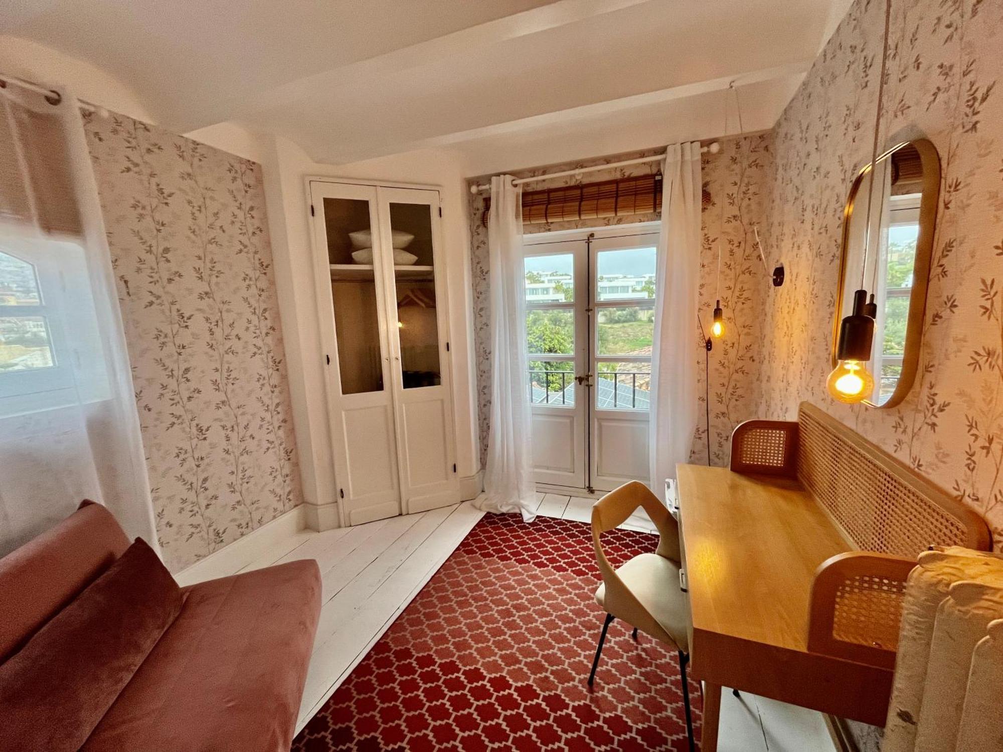 Junior Suite,1567241921:JPEG