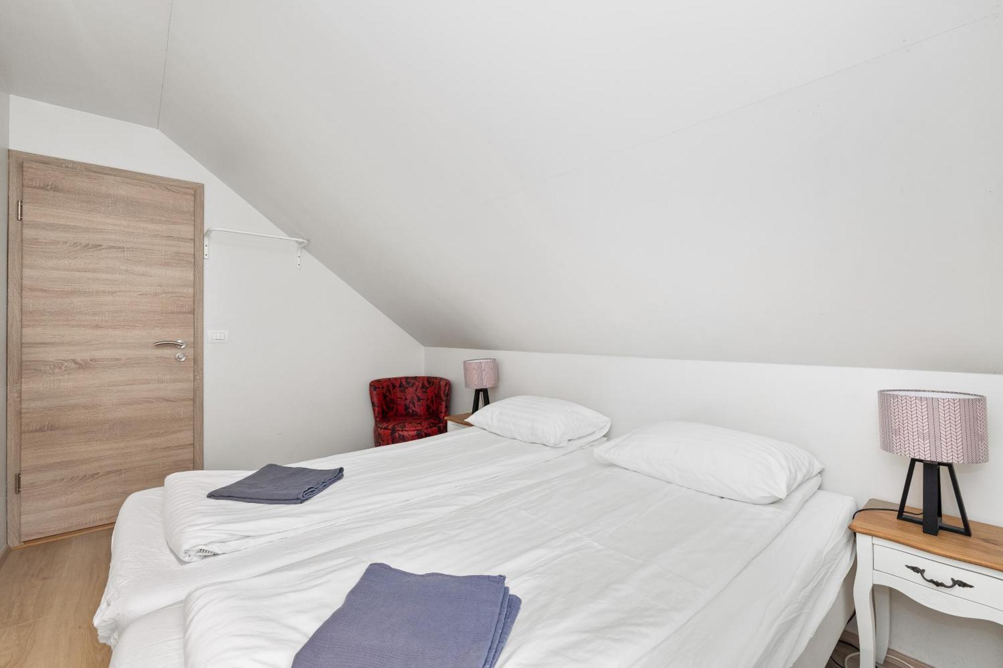 Double Room,1576843628:JPEG