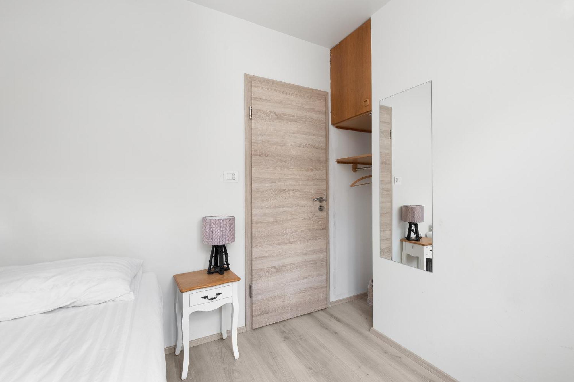 Single Room with Shared Bathroom,1576843667:JPEG