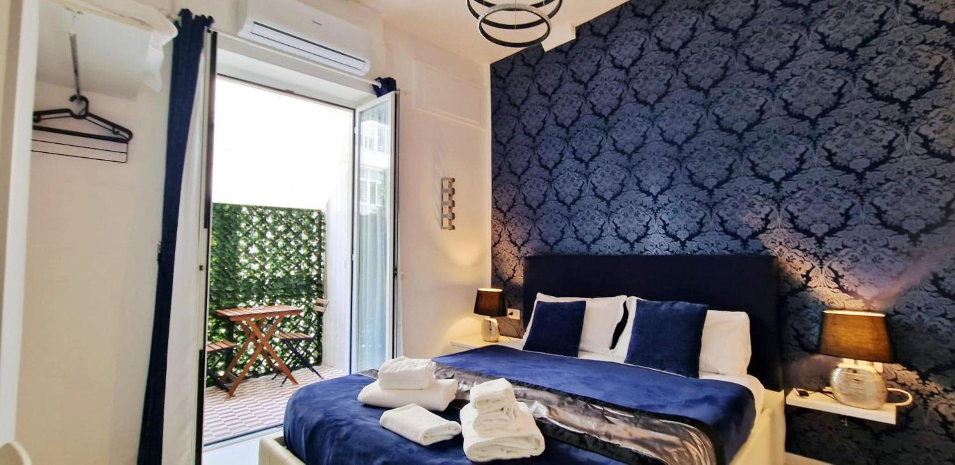 Deluxe Double Room Balcony,1578489782:JPEG
