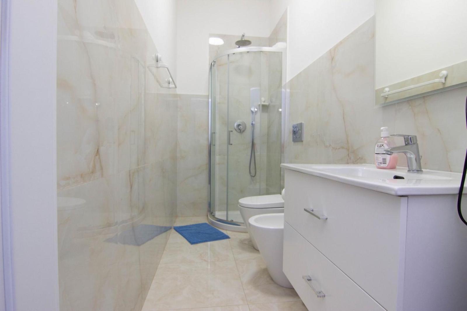 Habitación Doble con baño privado