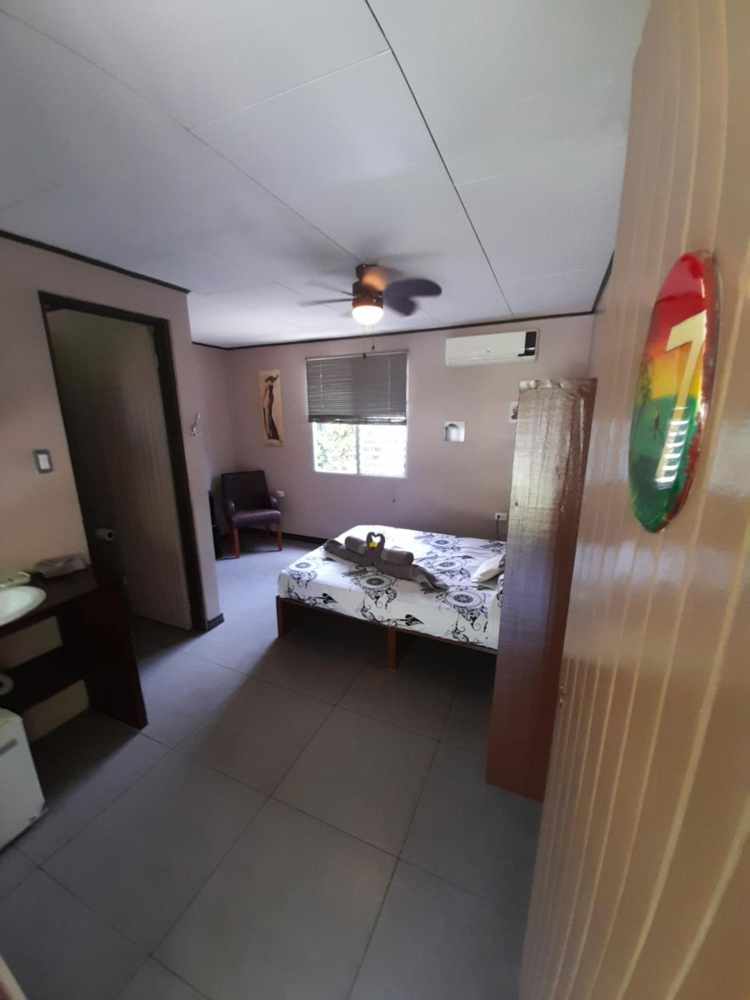 Double Room,1589180816:JPEG