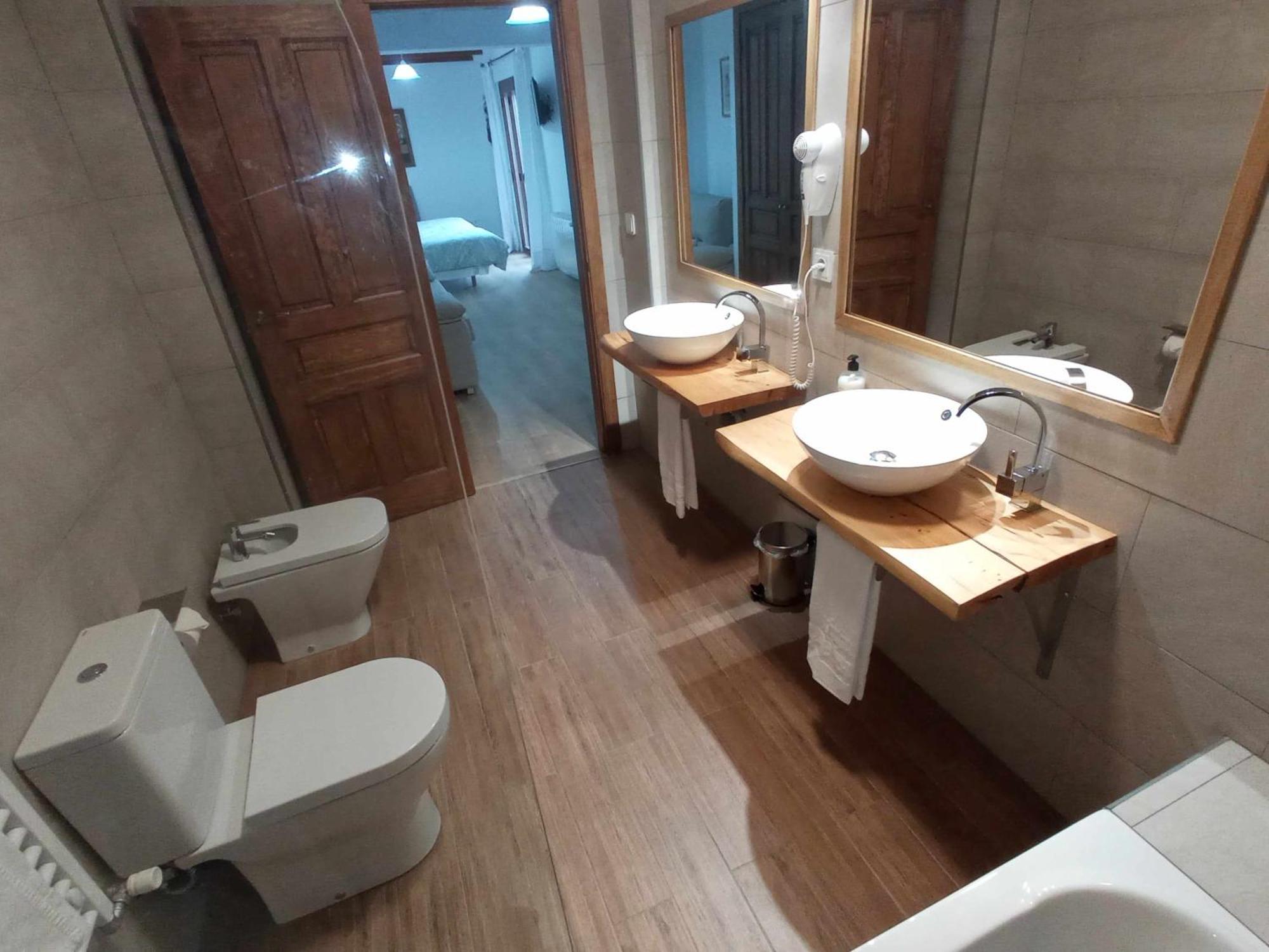 Habitación Cuádruple con balcón