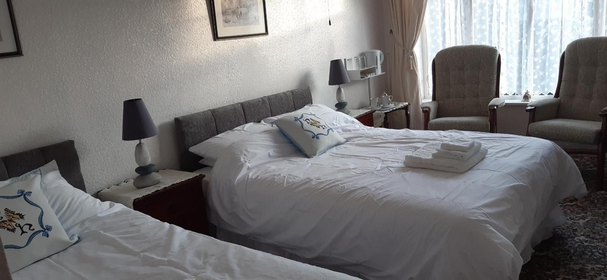 Triple Room with Shower