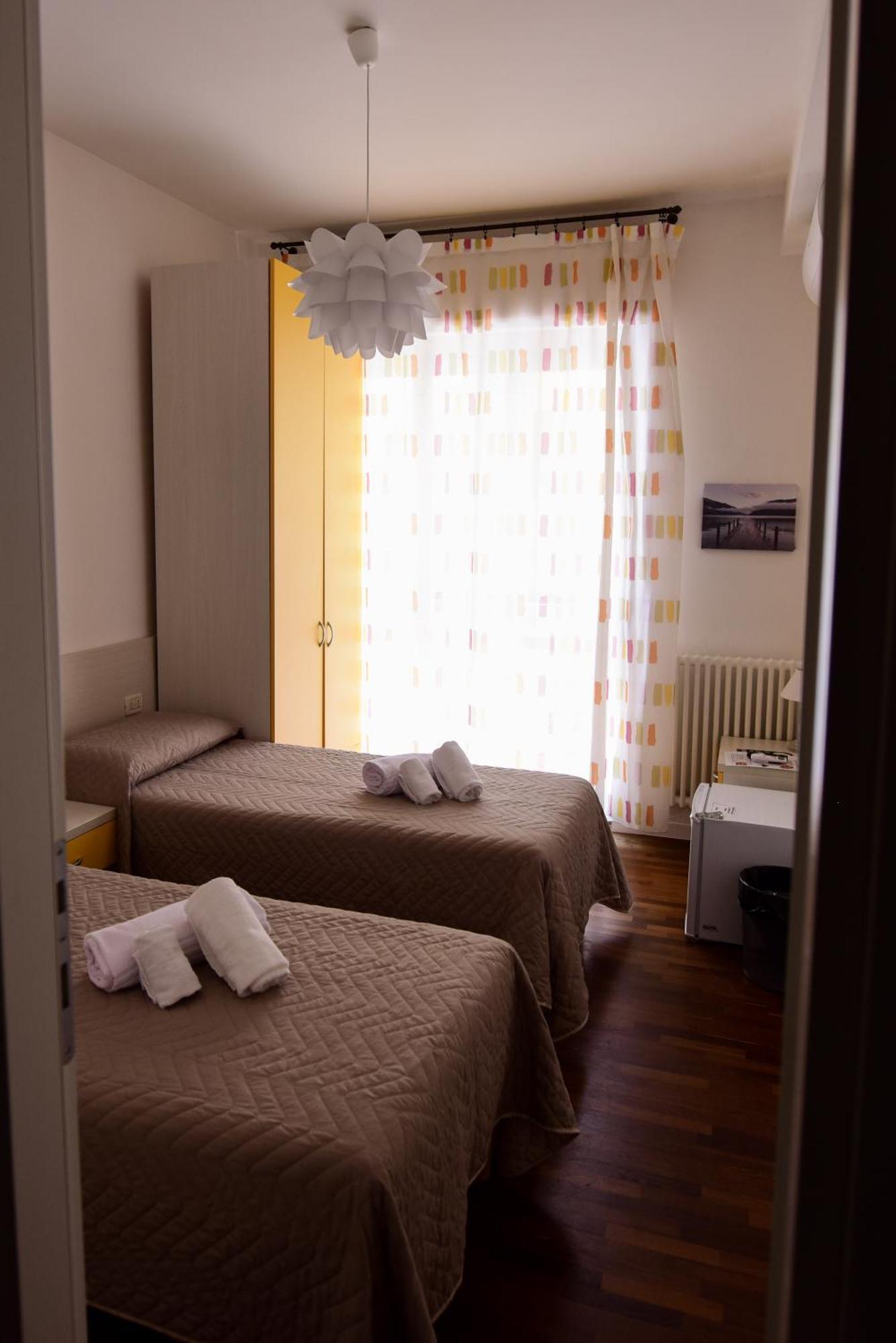 Double or Twin Room,1594841971:JPEG