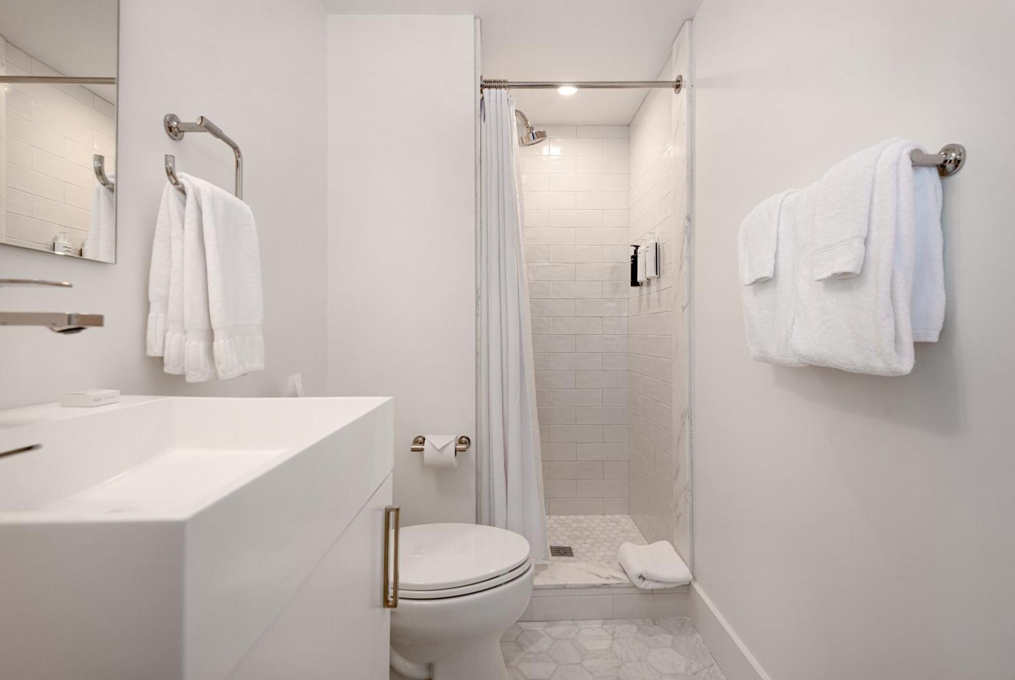 Standard Queen Room,1595435262:JPEG