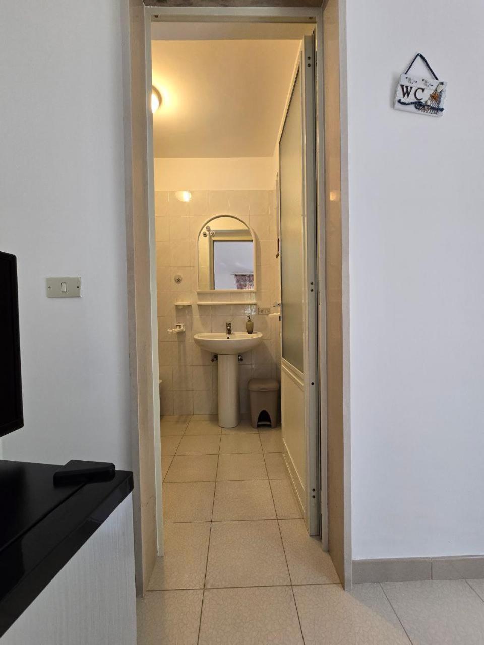 Camera Matrimoniale con Bagno Privato