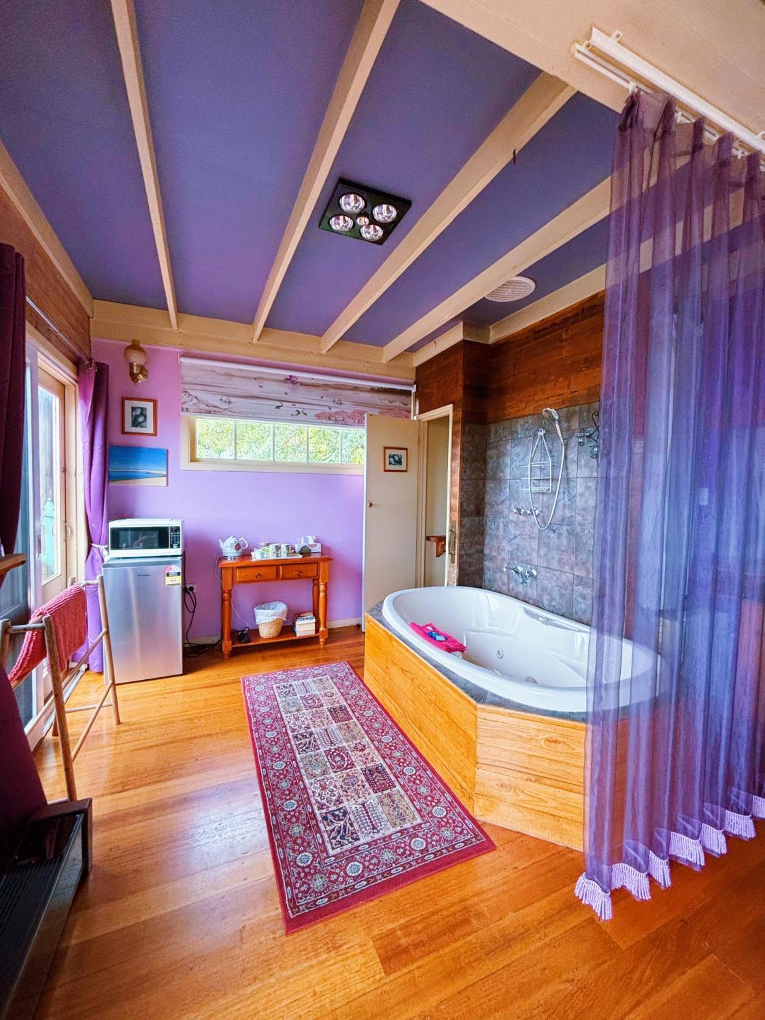 Deluxe Double Room with Balcony and Sea View