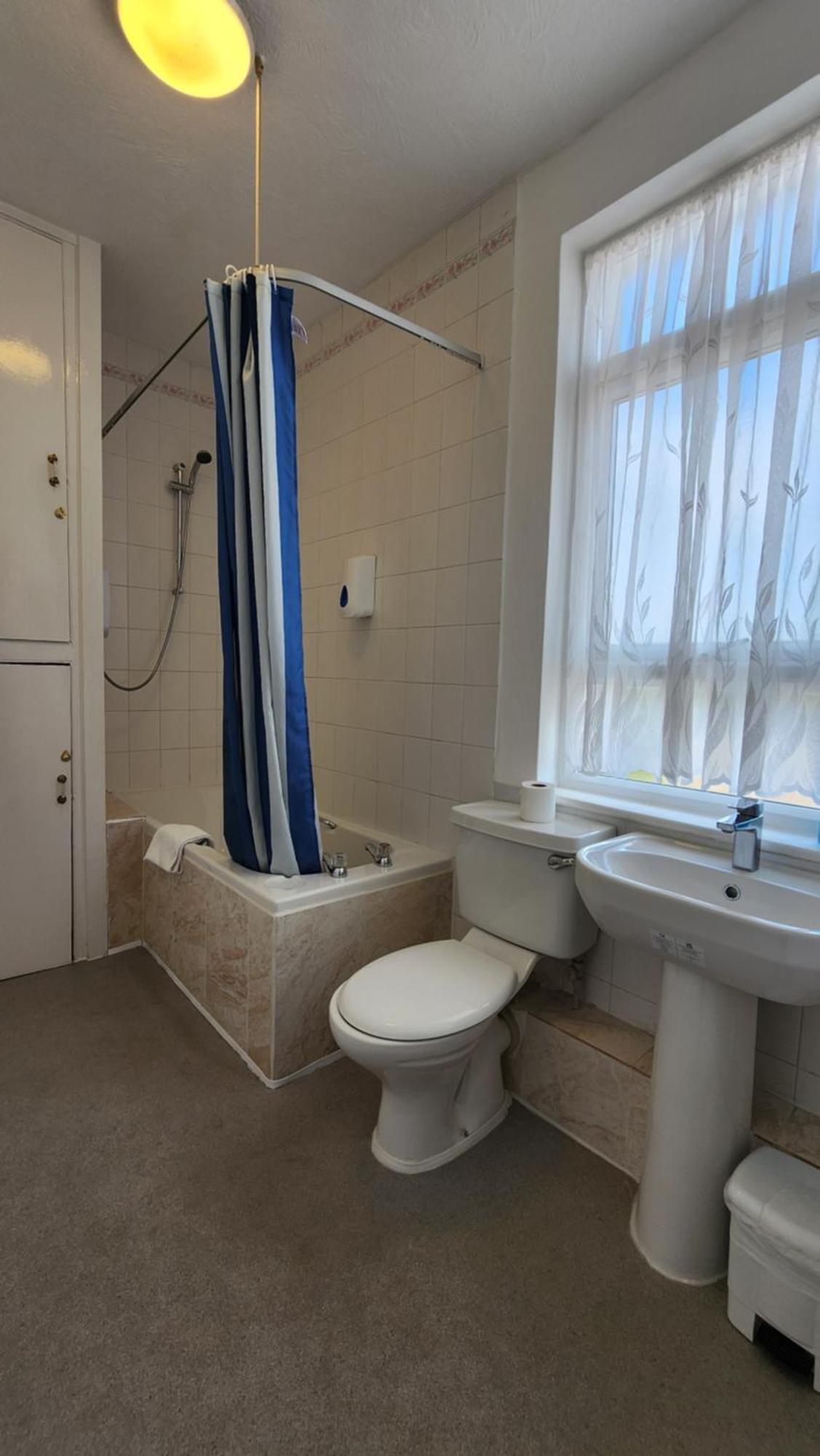 Twin Room with Private Bathroom,1604794465:JPEG
