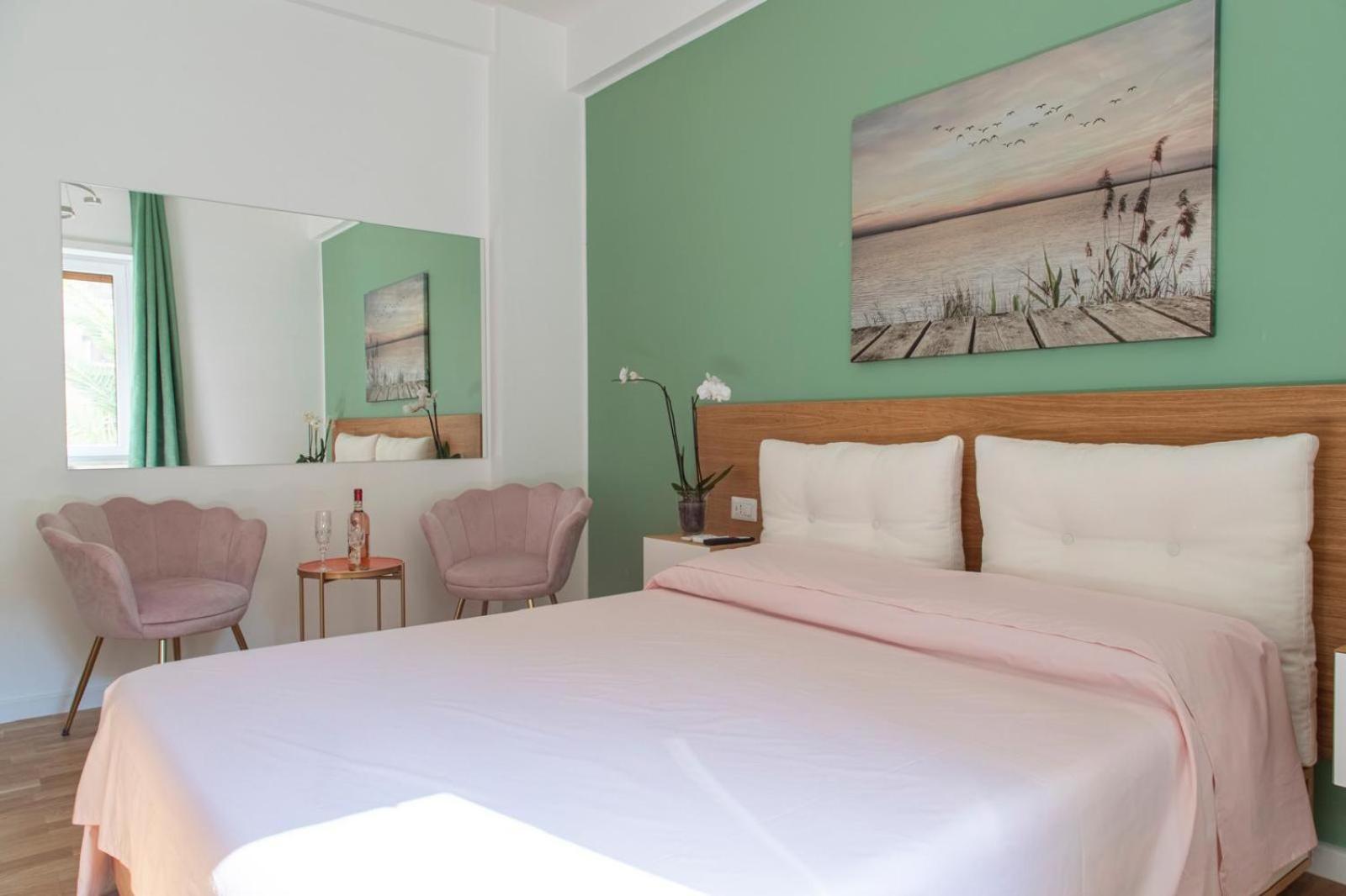 Double Room,1610601777:JPEG