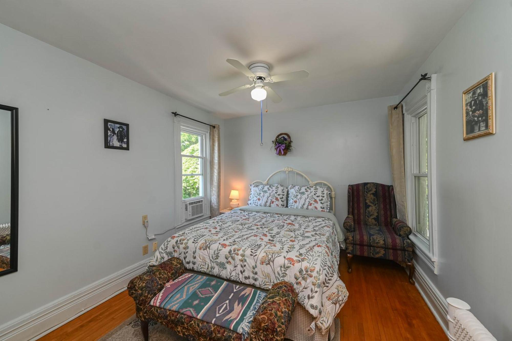Queen Room