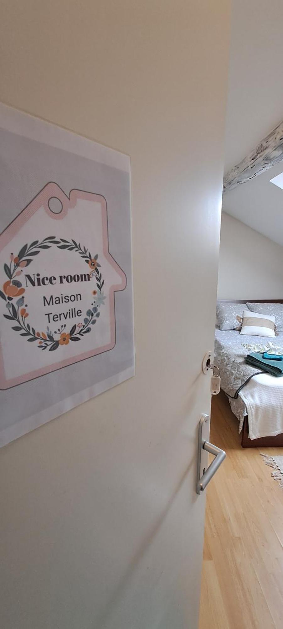 Chambre Double Standard avec Salle de Bains Commune