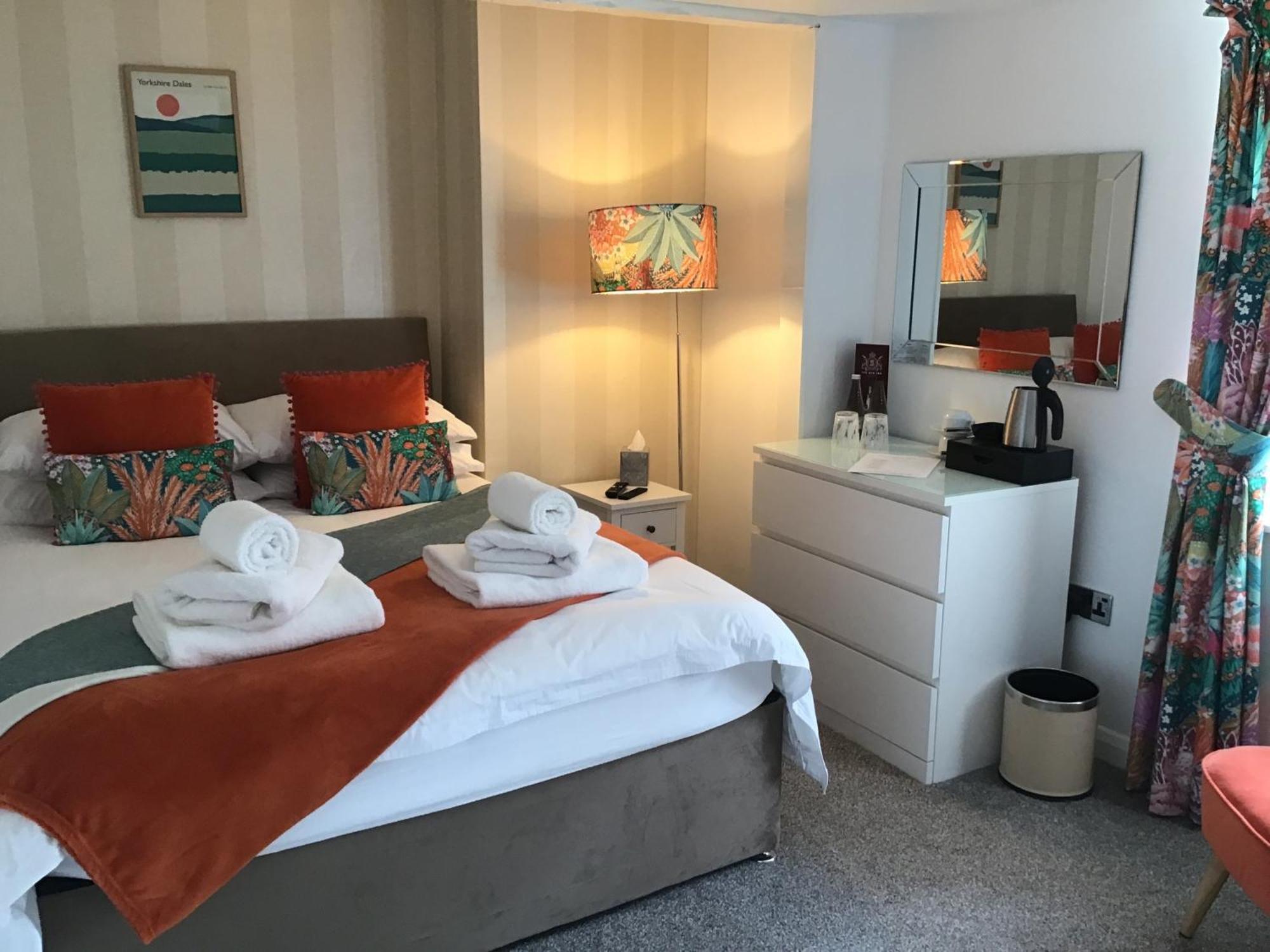 Deluxe Double Room,1615496683:JPEG