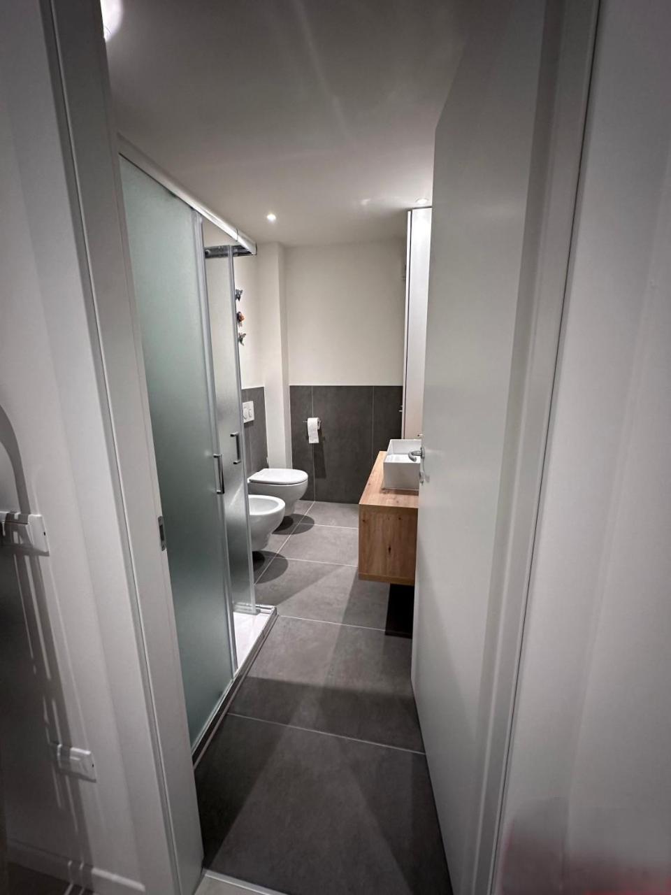 Three-Bedroom Apartment with Balcony - Annex,1616468670:JPEG