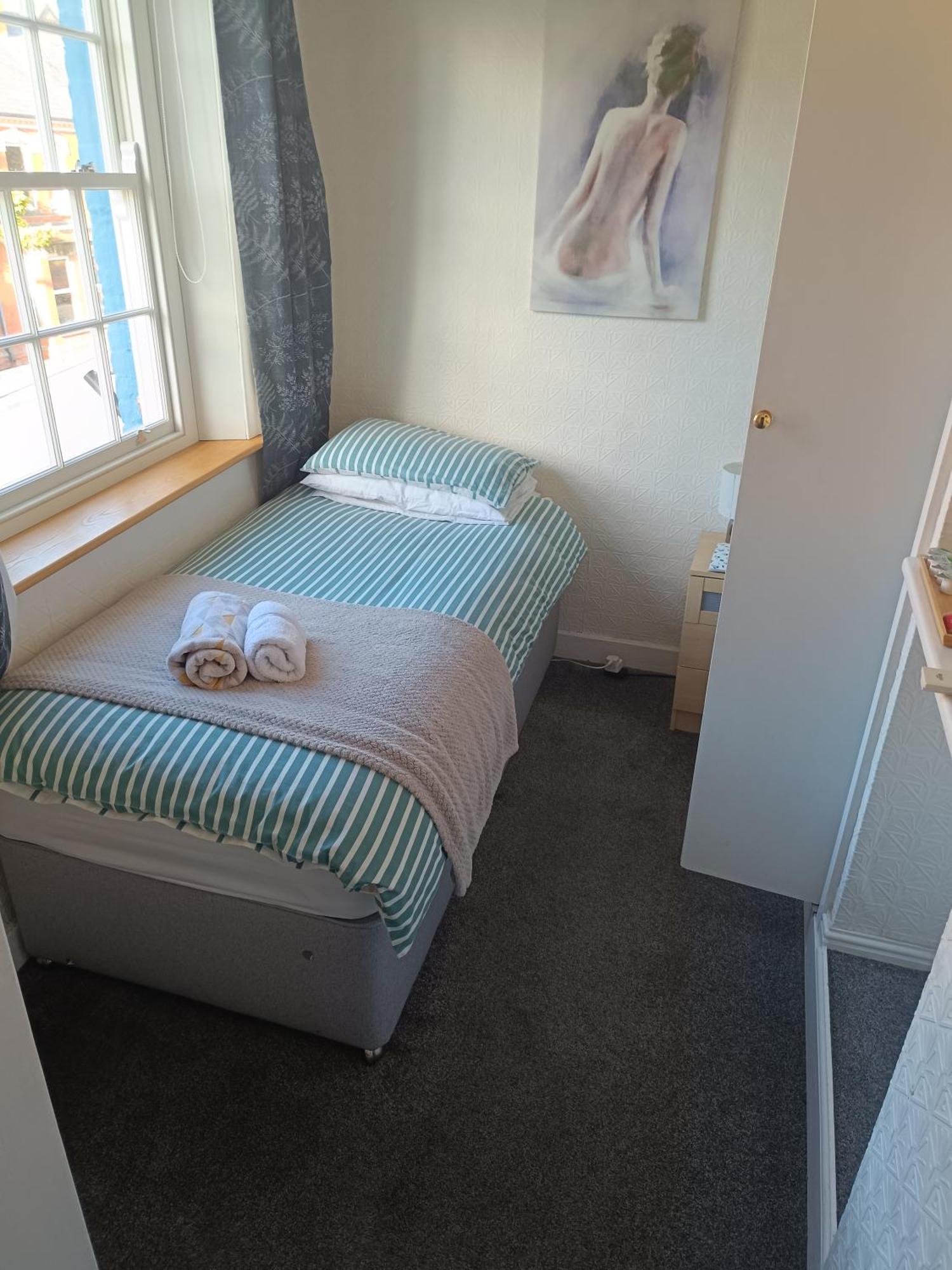 Budget Single Room
