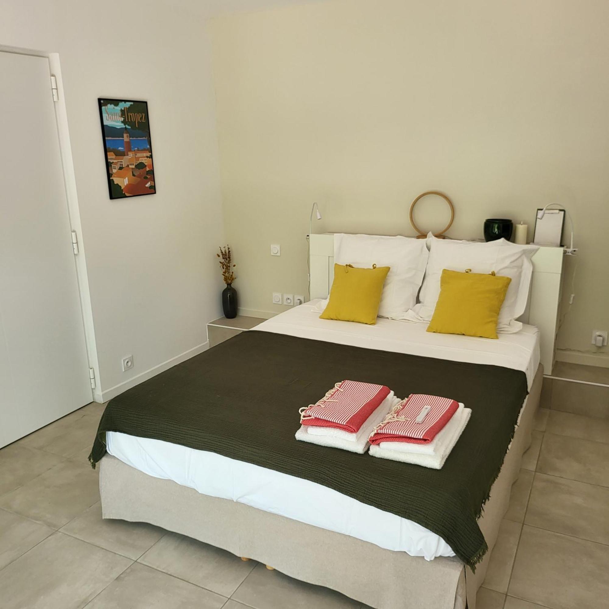 Chambre Lit Queen-Size