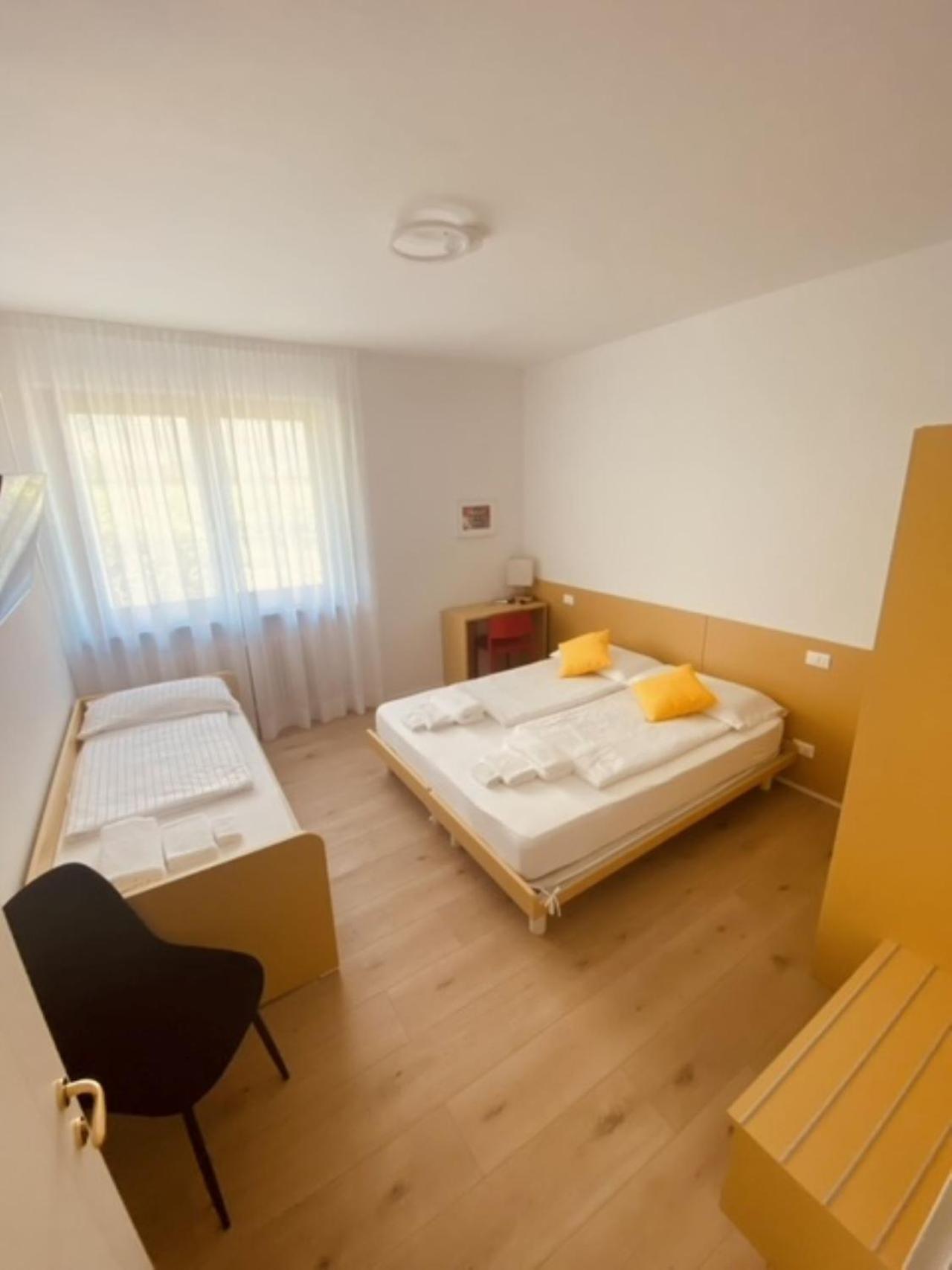 Tweepersoonskamer met een Eigen Externe Badkamer