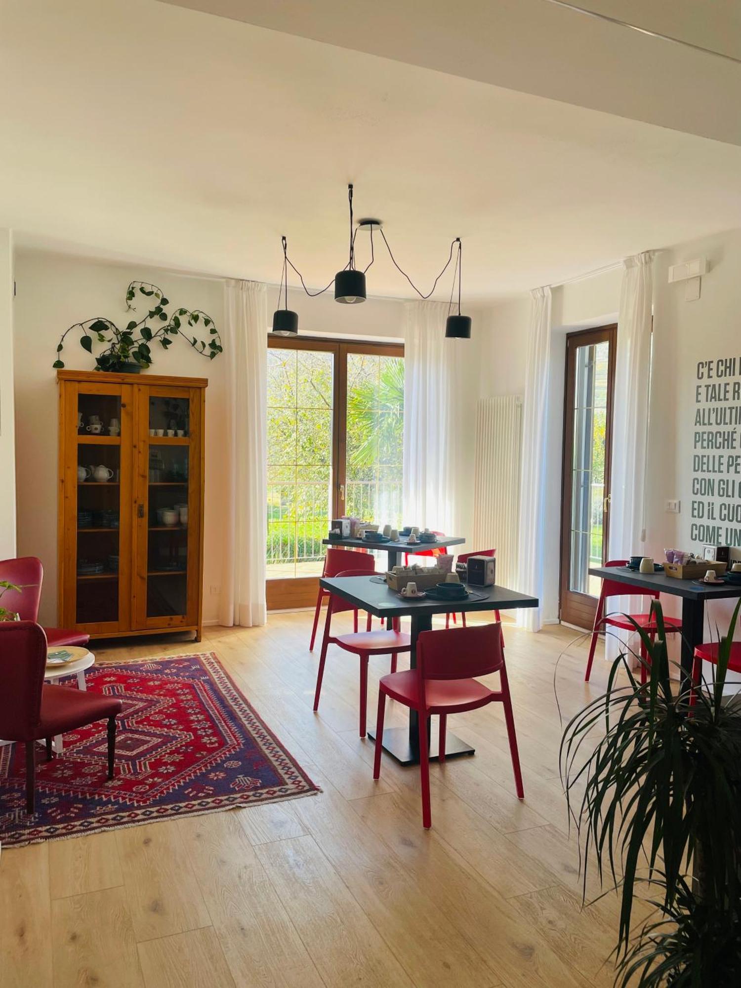 Tweepersoonskamer met Gedeelde Badkamer