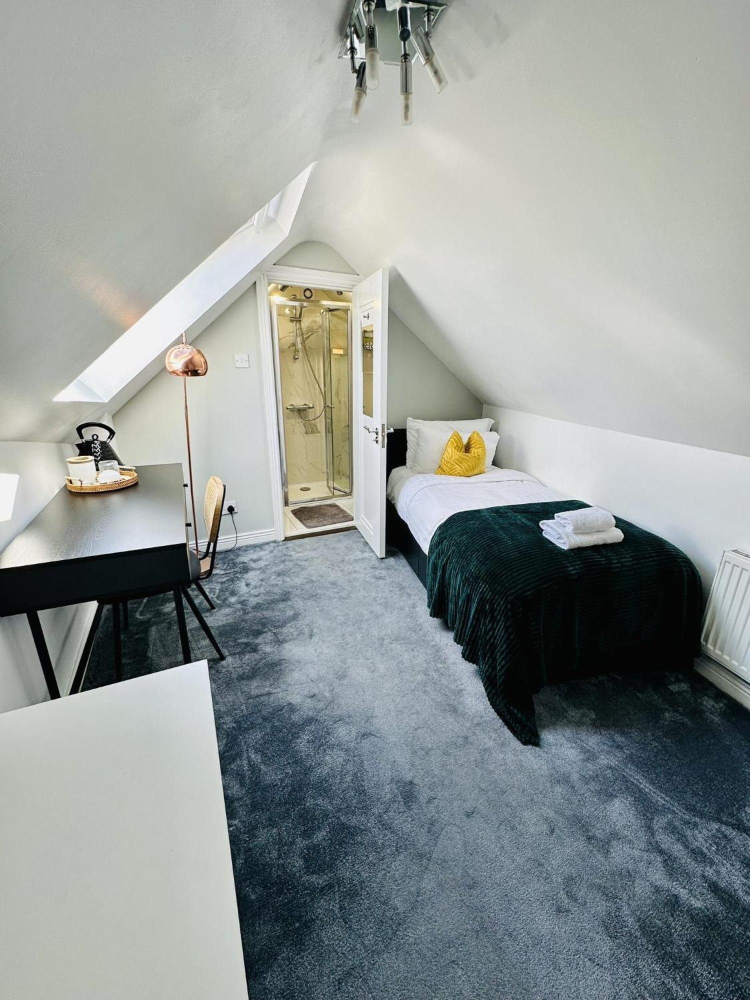 Budget Single Room