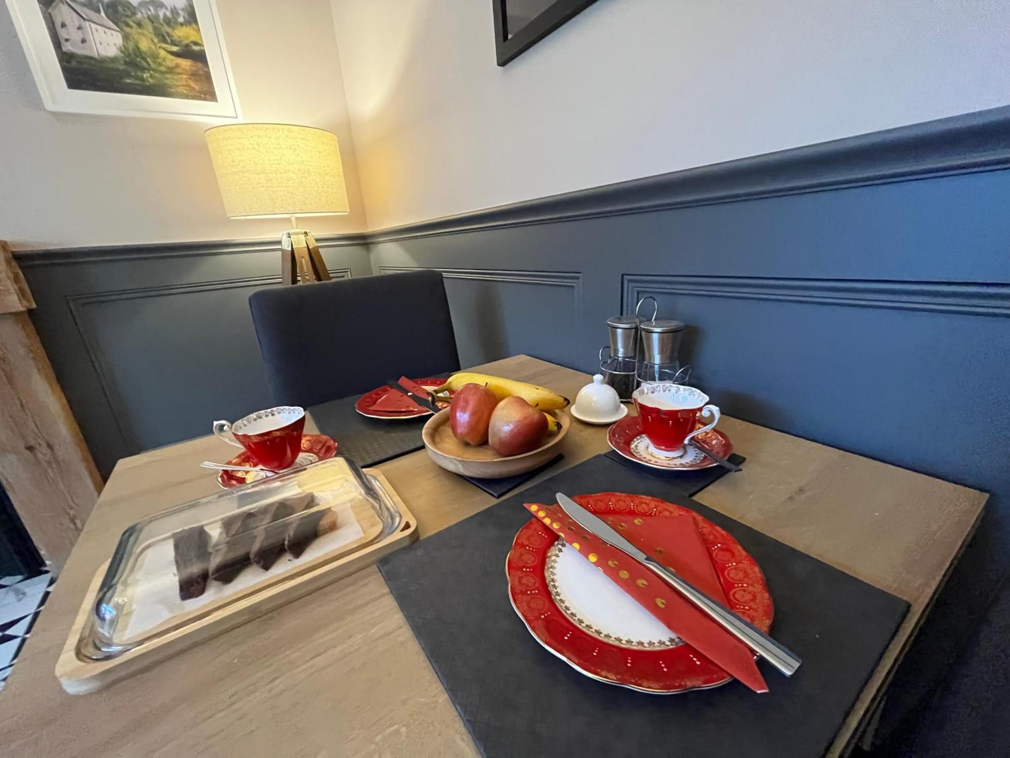 Suite with Garden View