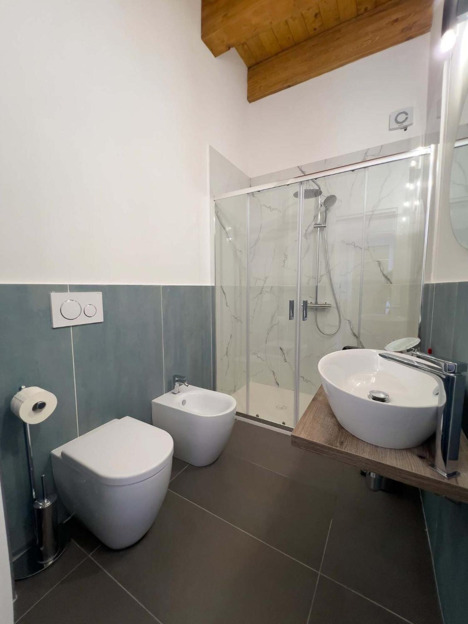 Camera Matrimoniale con Bagno Privato