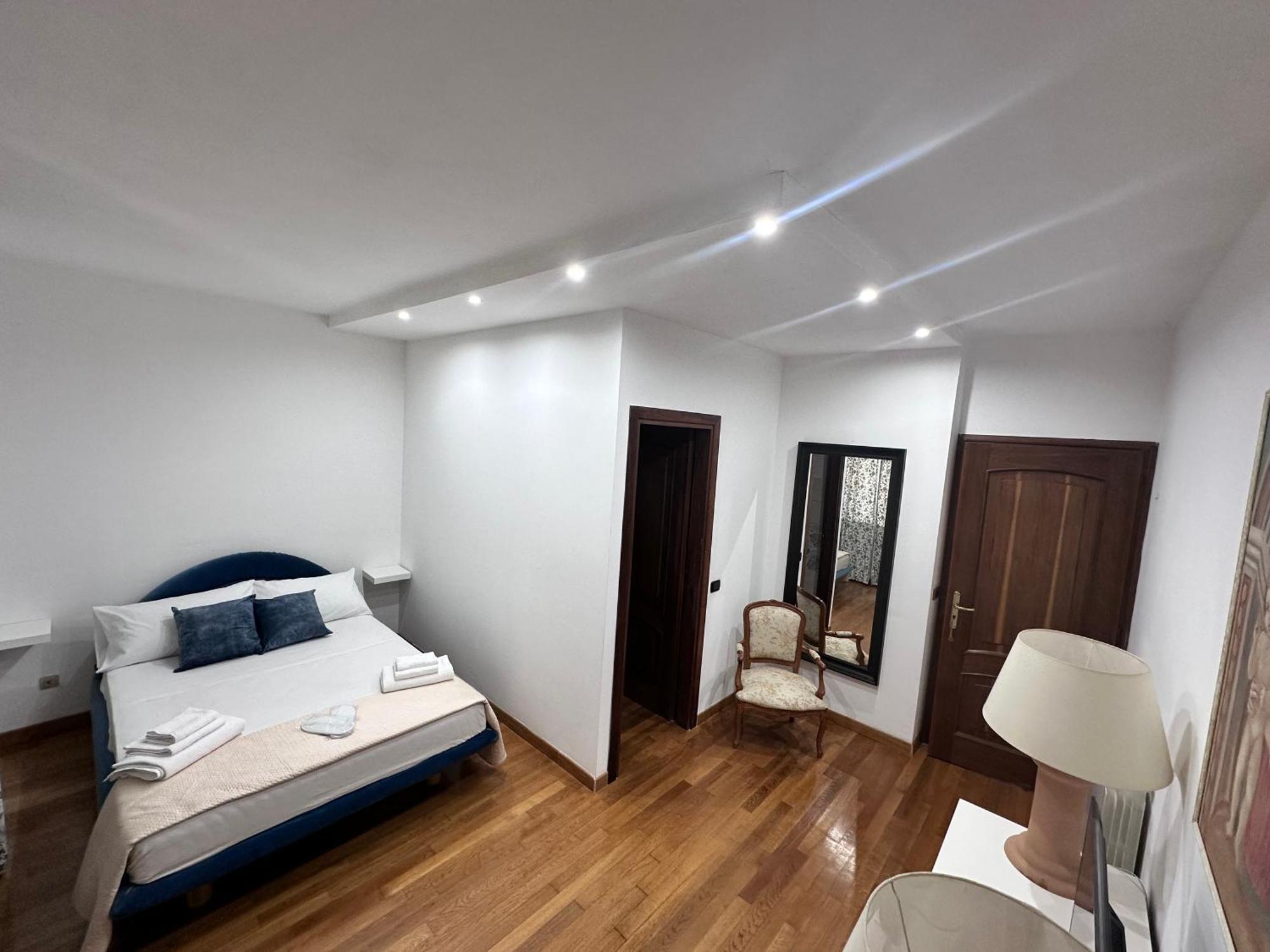 Large Double Room,1629366701:JPEG