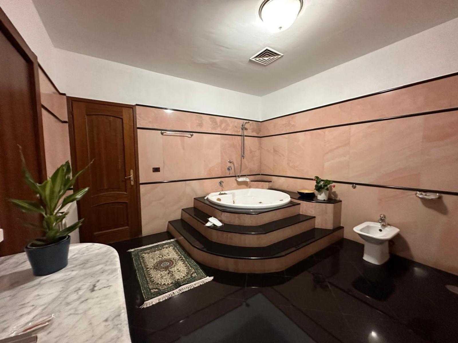 King Room Pool View,1629371524:JPEG