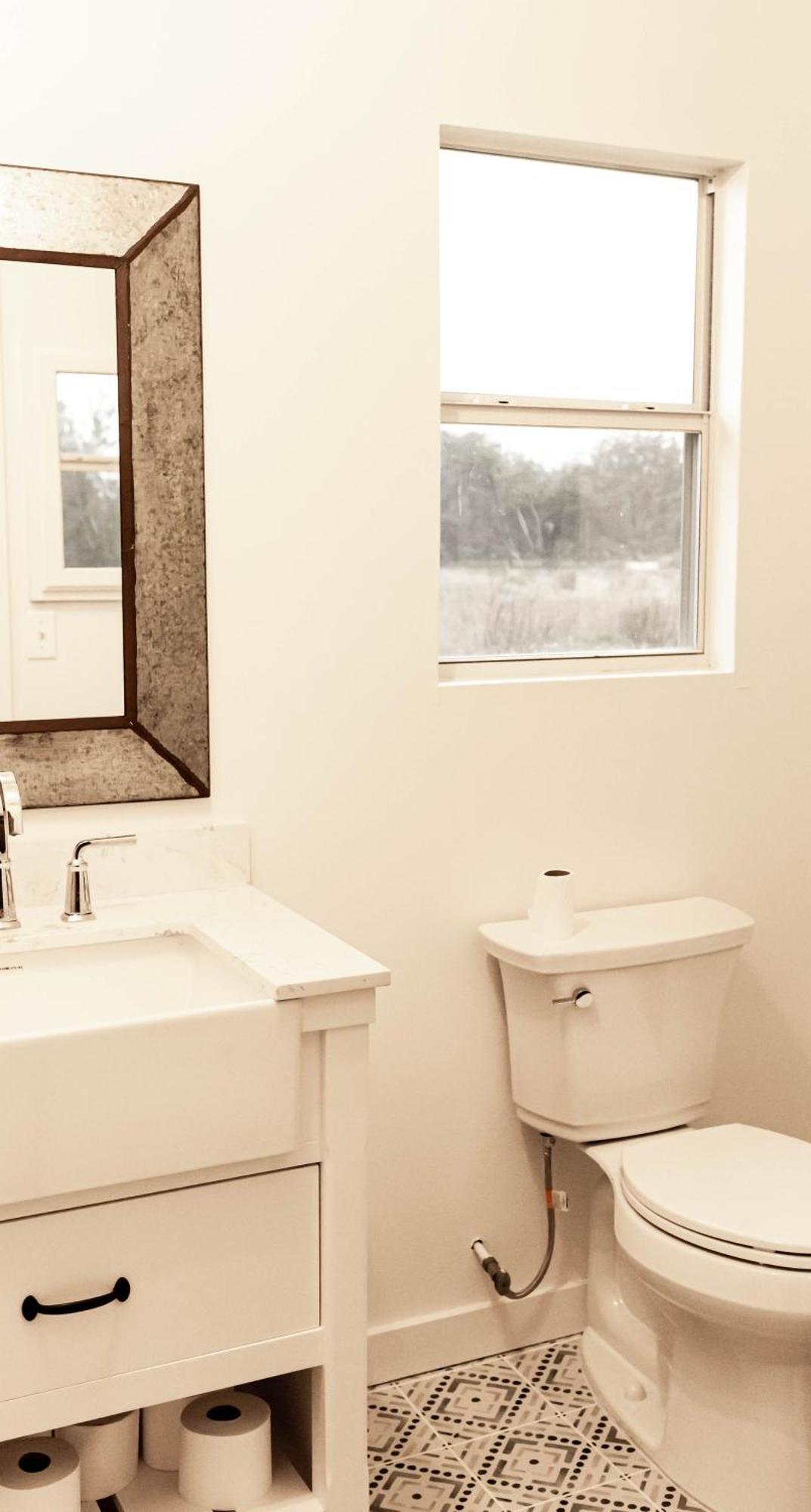 Three-Bedroom House,1630843028:JPEG