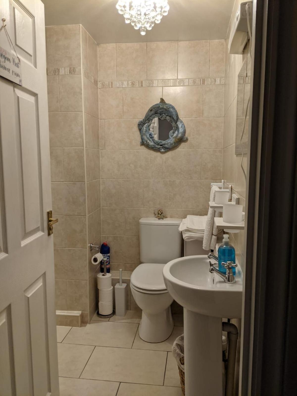 Double Room with Private Bathroom