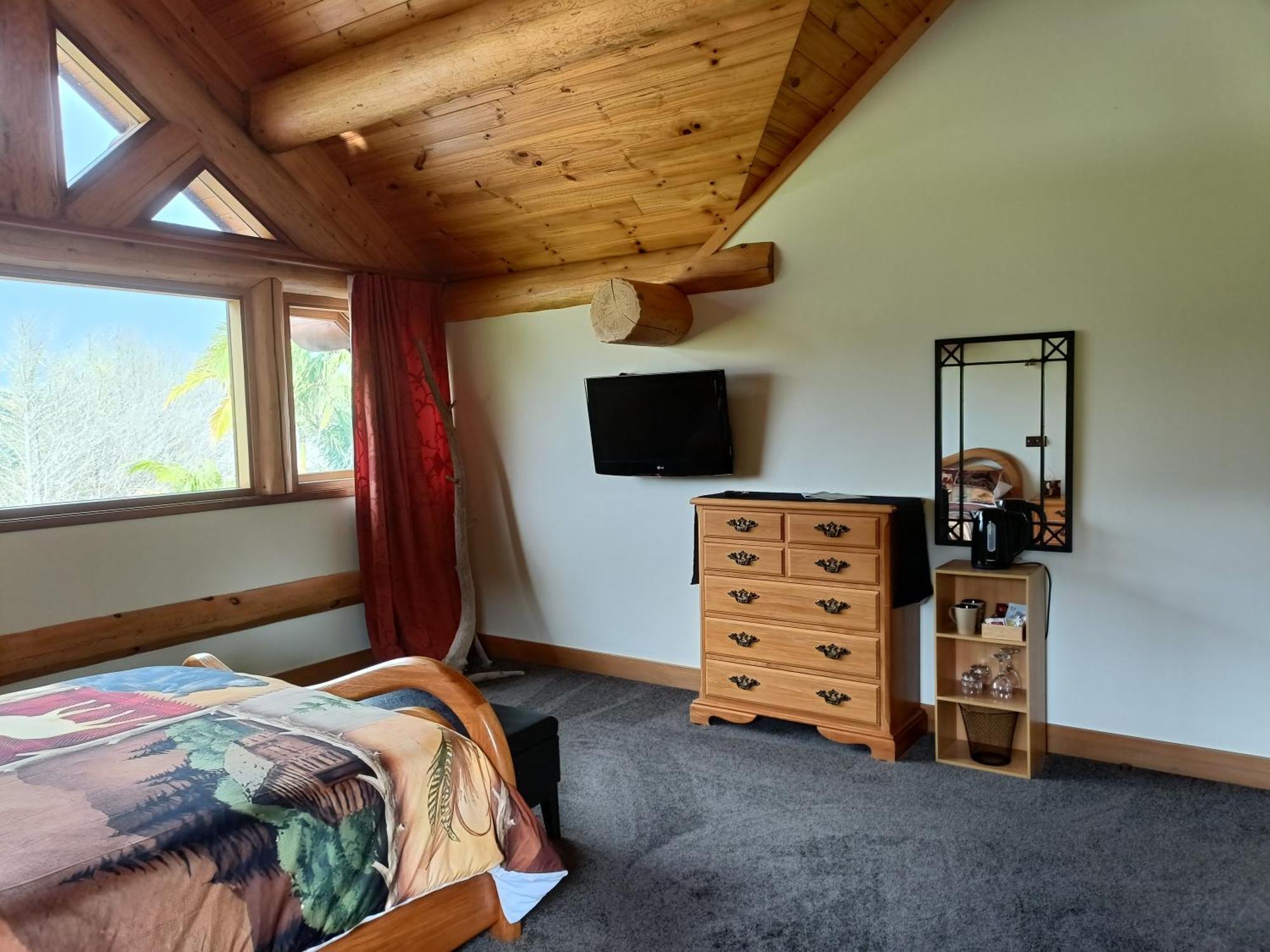 Double Room with Mountain View,1641957369:JPEG