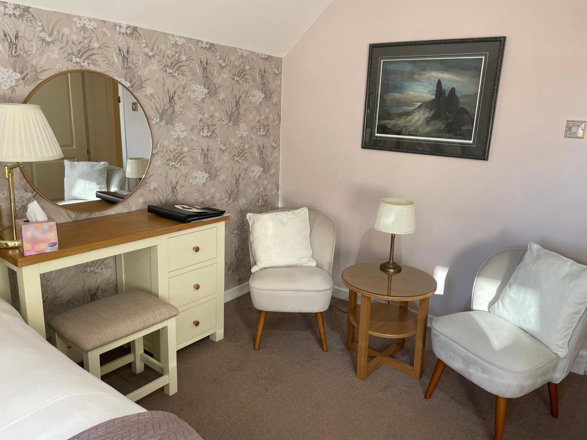 Double Room,1642969798:JPEG