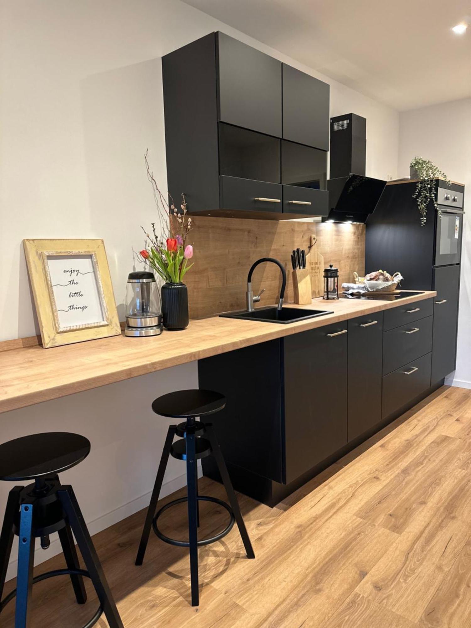 Studio-Apartment mit Balkon