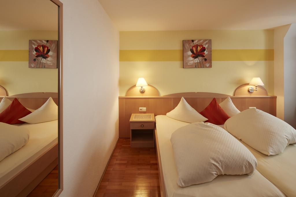 Vierbettzimmer