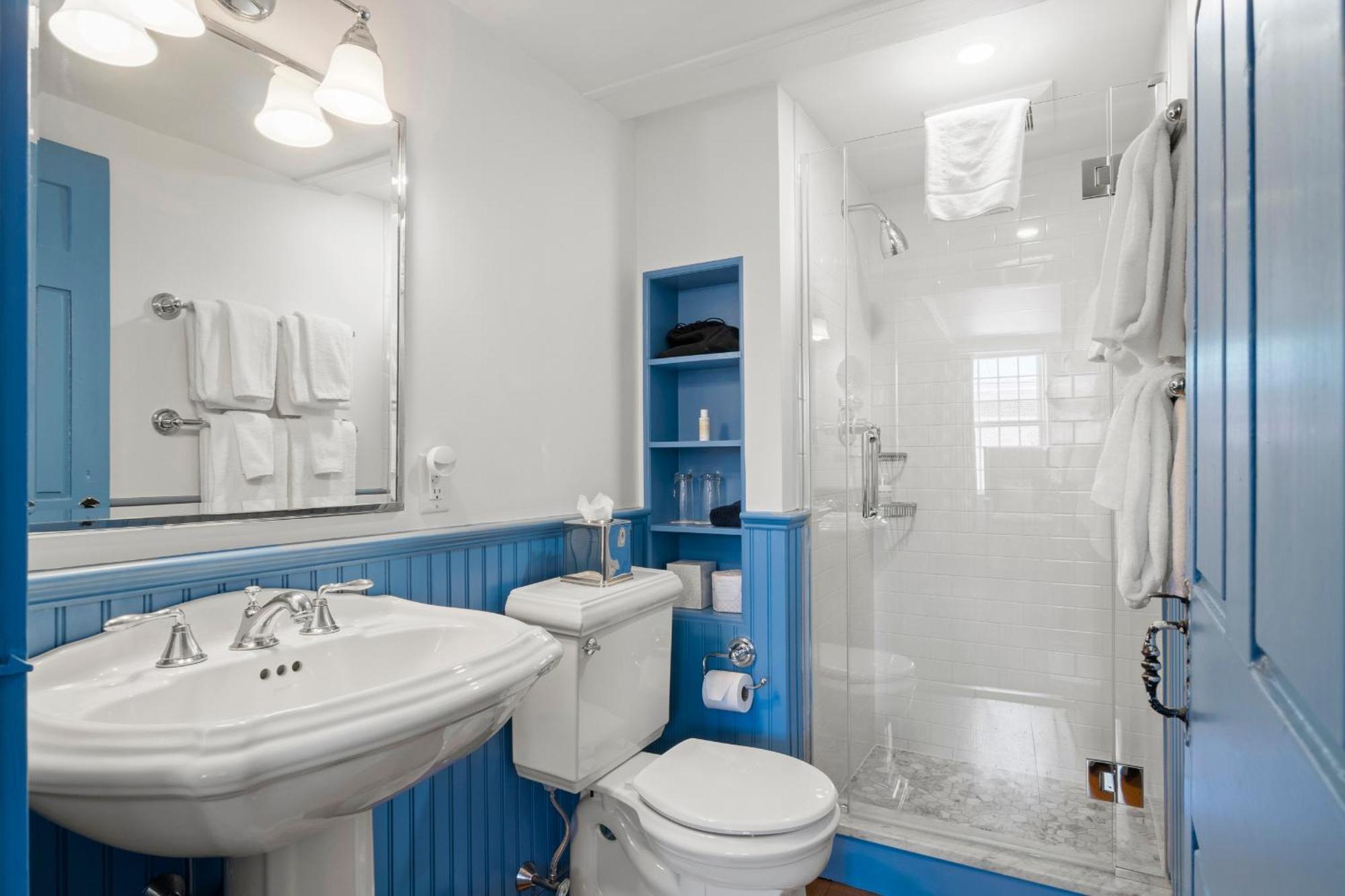 King Room # 2,1646929083:JPEG