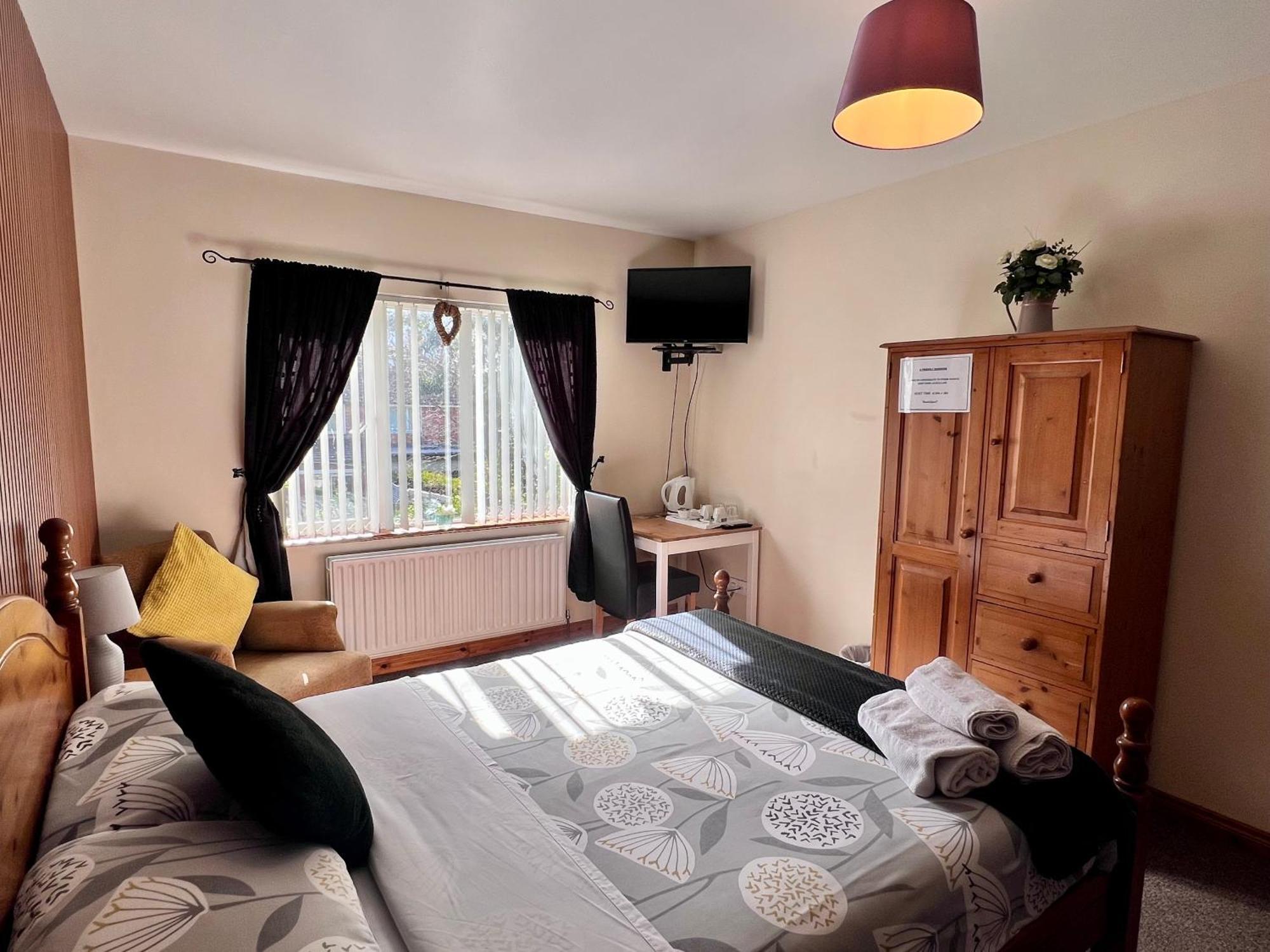 Deluxe Double or Twin Room