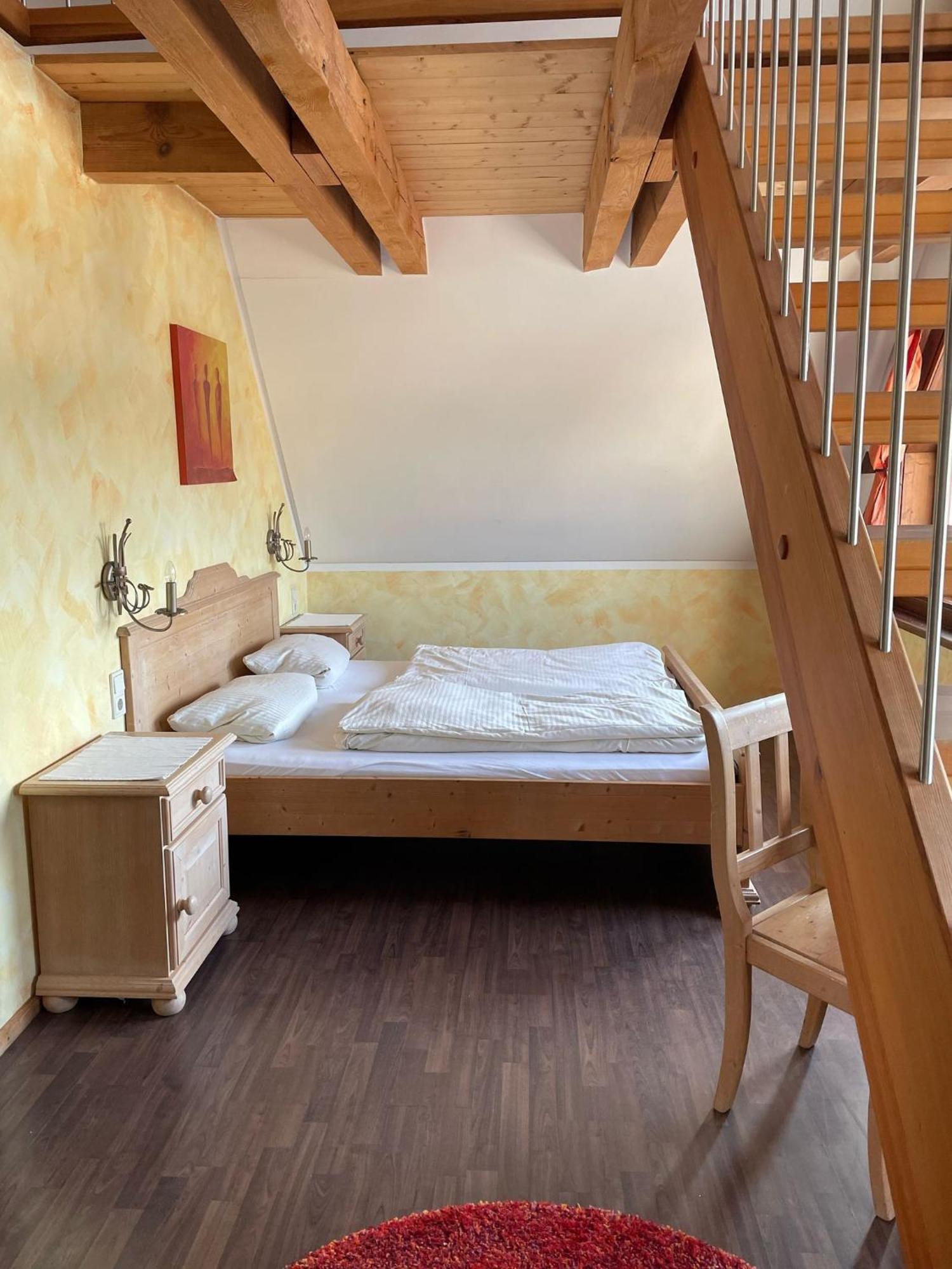 Vierbettzimmer mit eigenem Bad