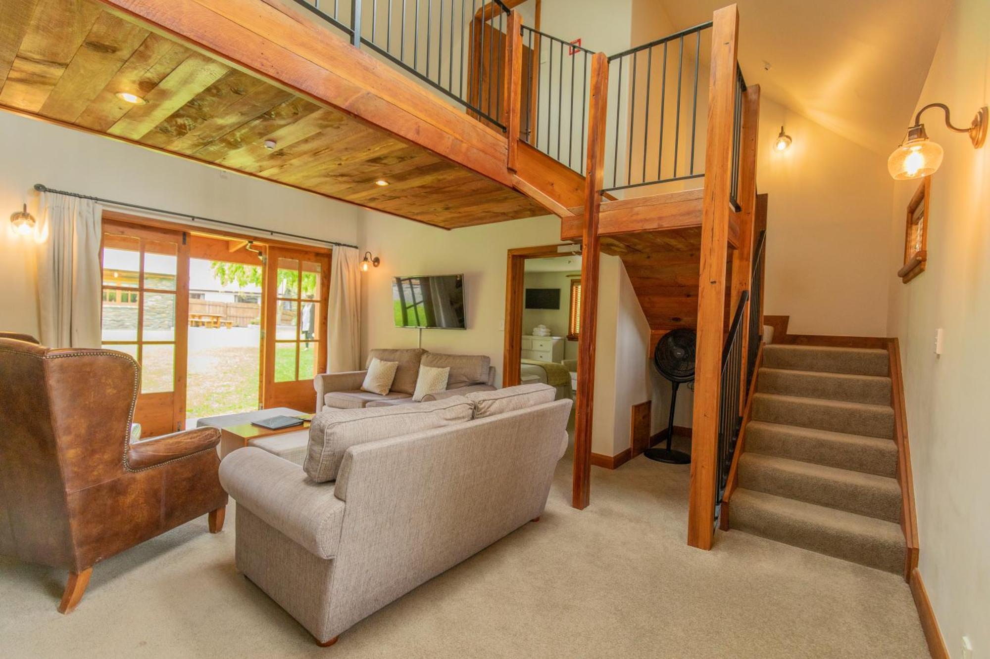 Three-Bedroom Cottage