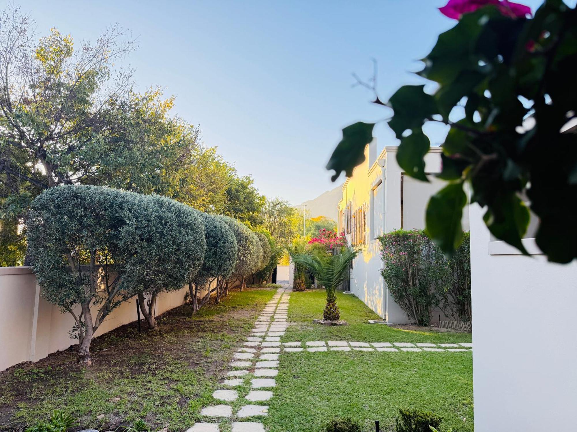 Suite mit Gartenblick