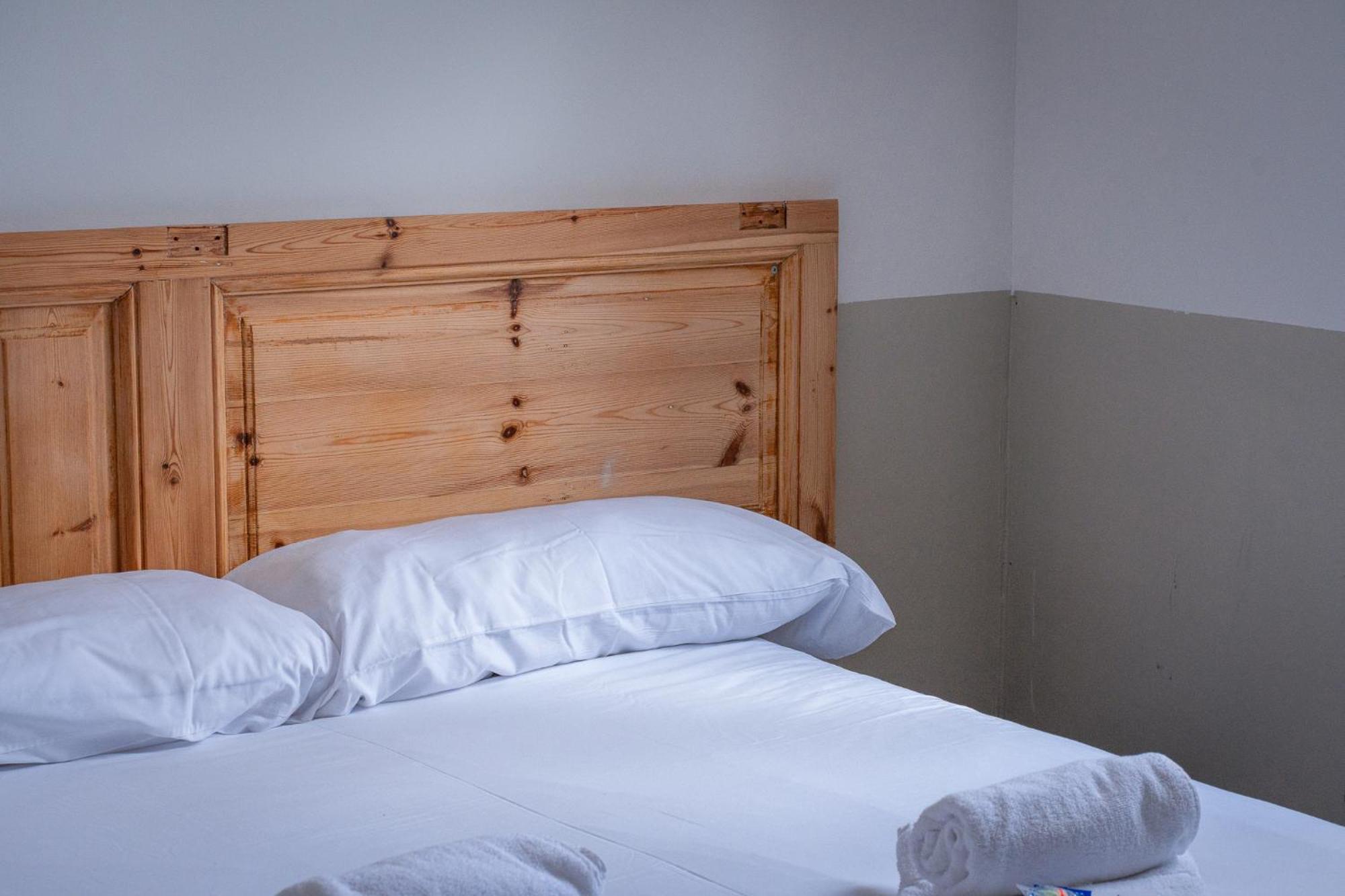 Chambre Simple avec Salle de Bains Commune
