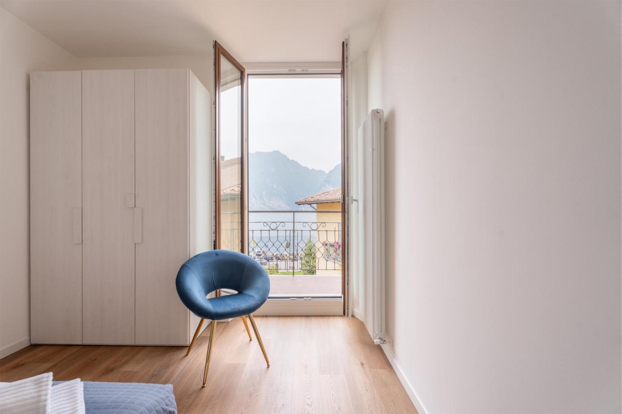 Appartamento con 2 Camere da Letto e Balcone