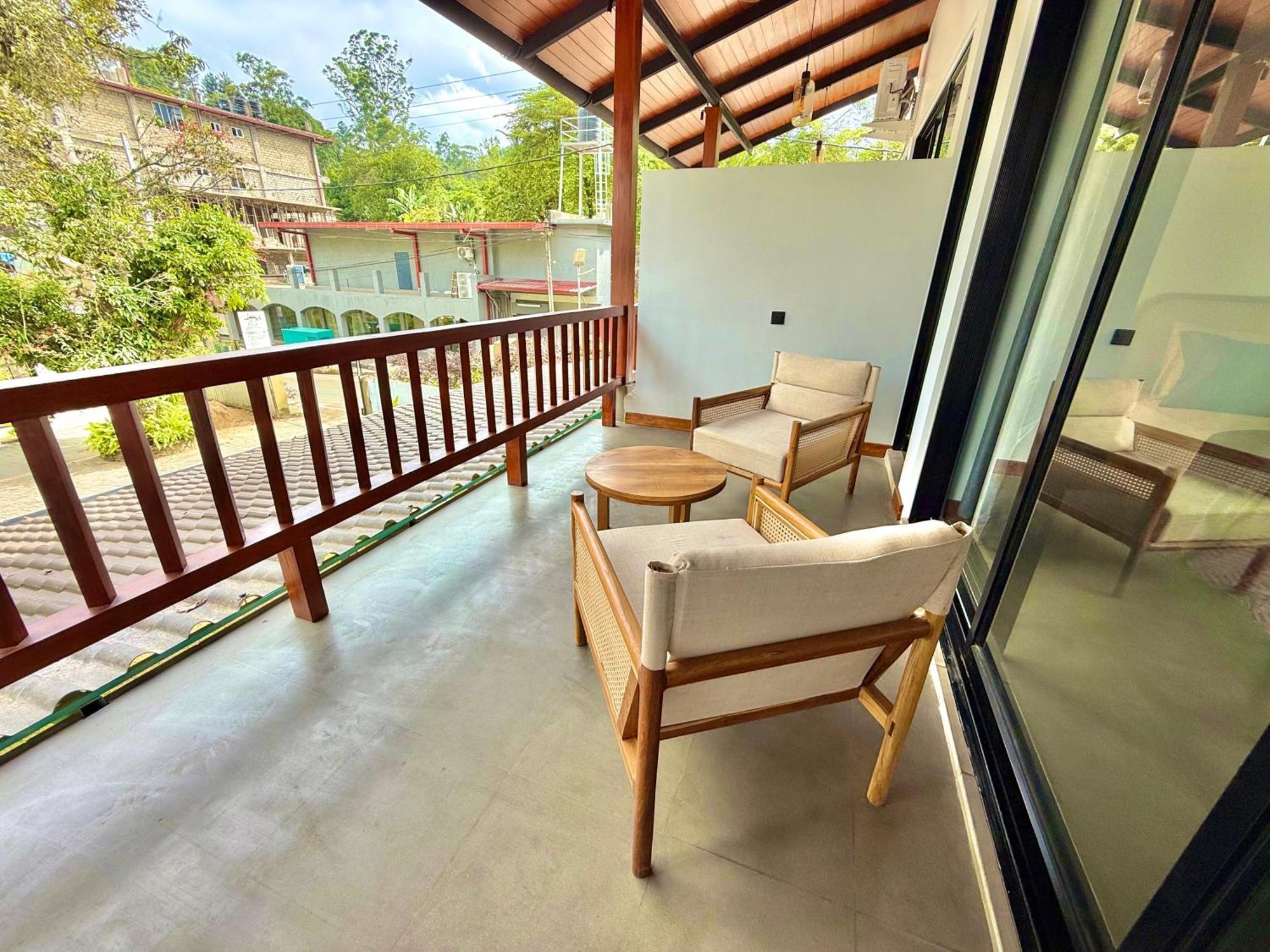 King Room Balcony,1670725784:JPEG