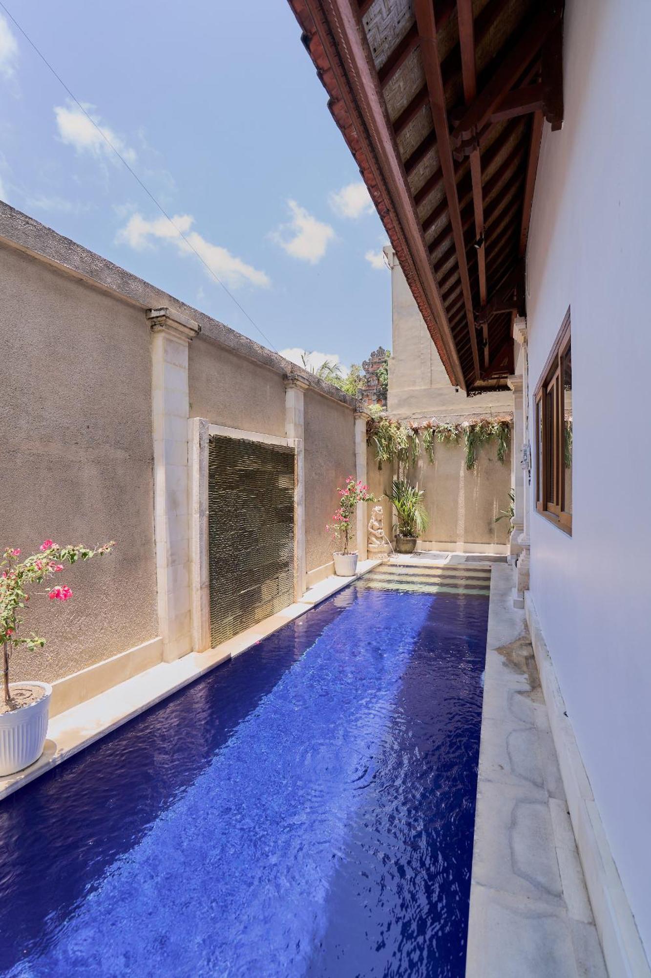 Villa de 3 dormitorios con piscina
